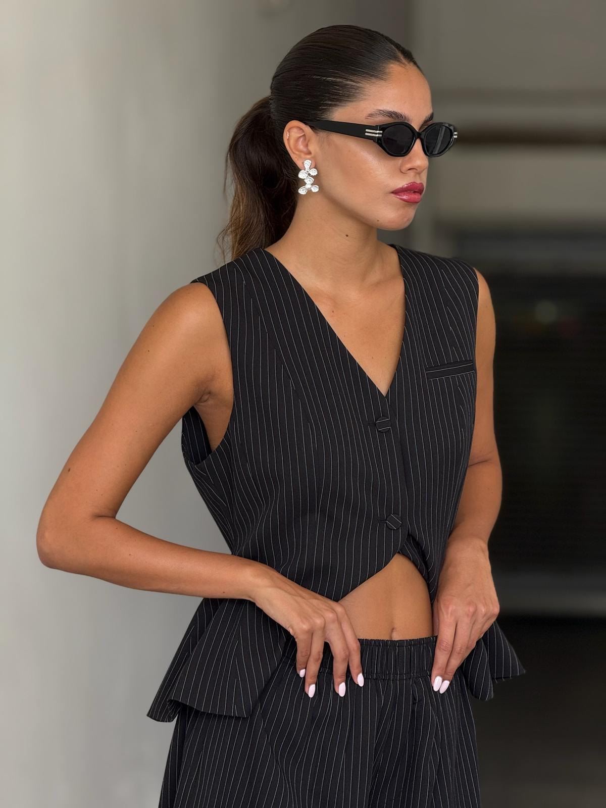 ווסט לאמיה שחור