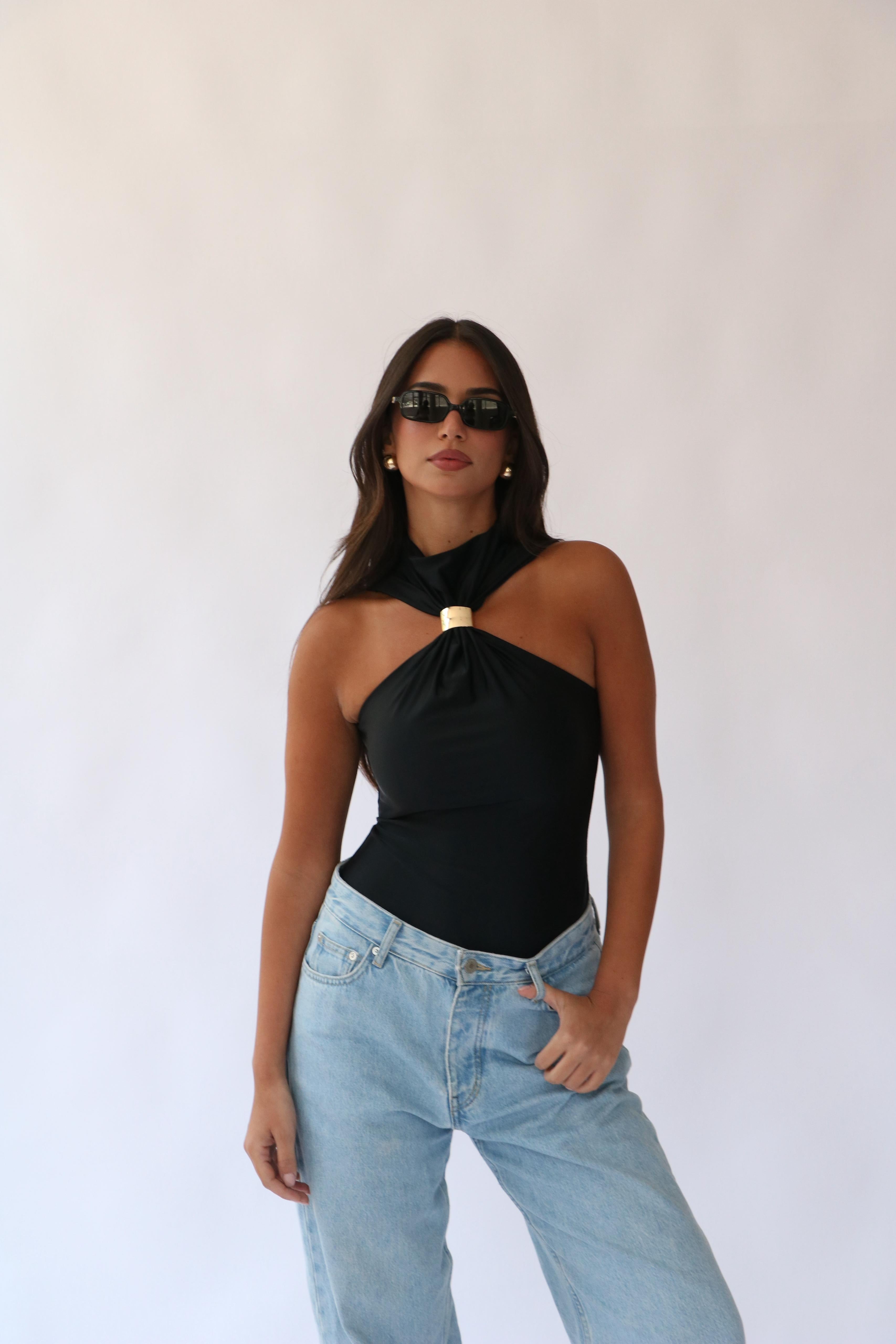 חולצת מוניקה שחור