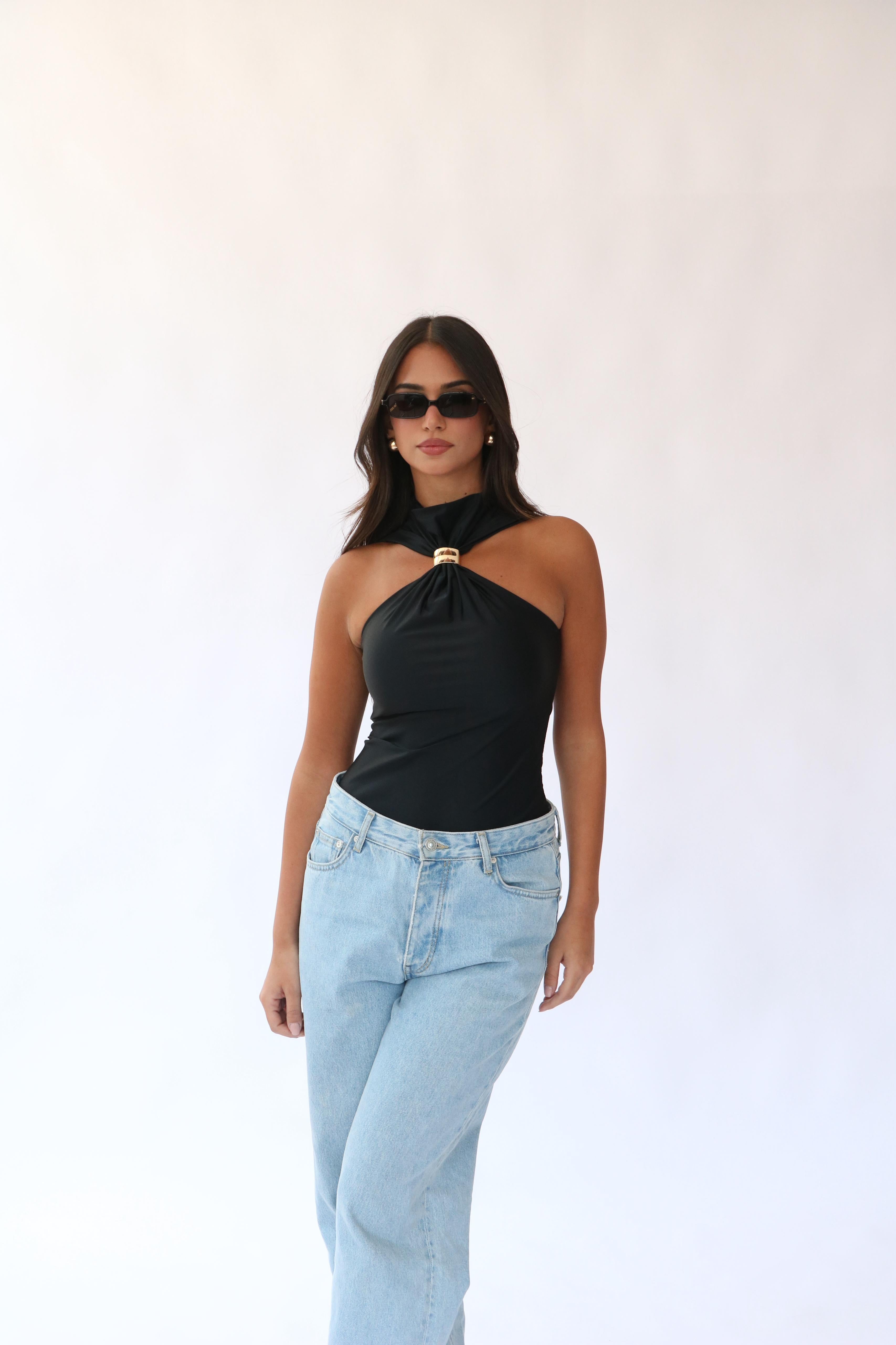 חולצת מוניקה שחור