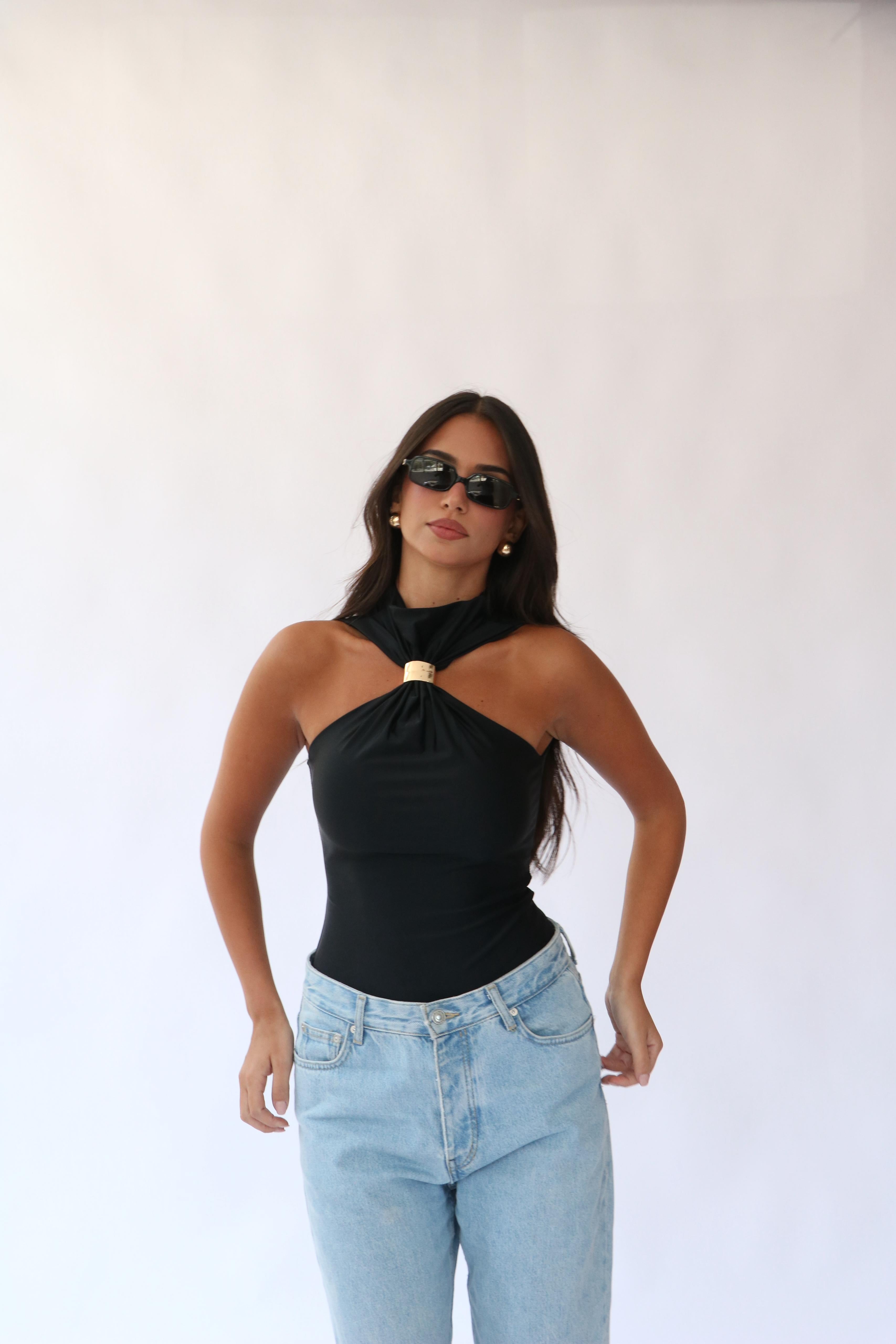 חולצת מוניקה שחור