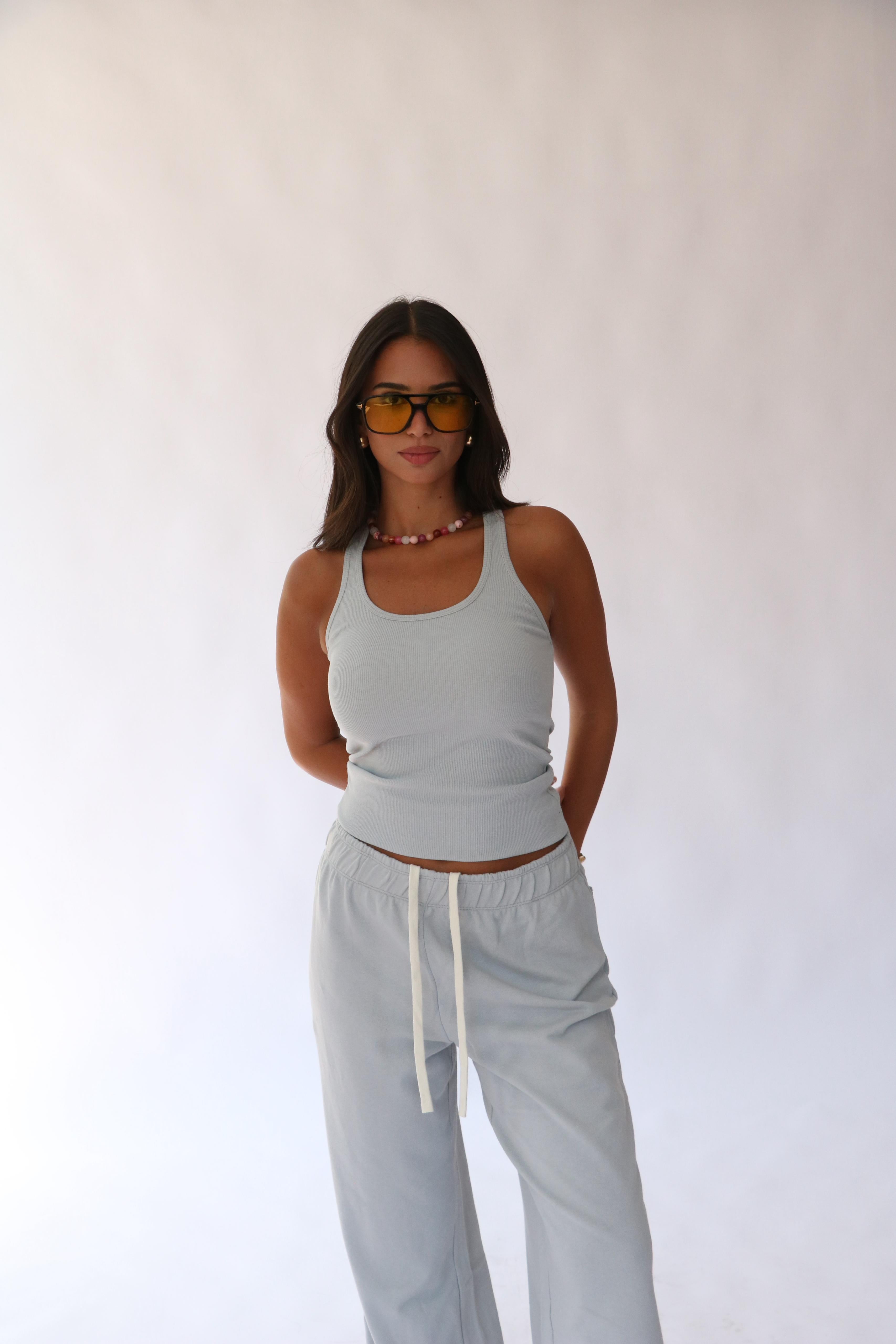 חליפת בקי אפור