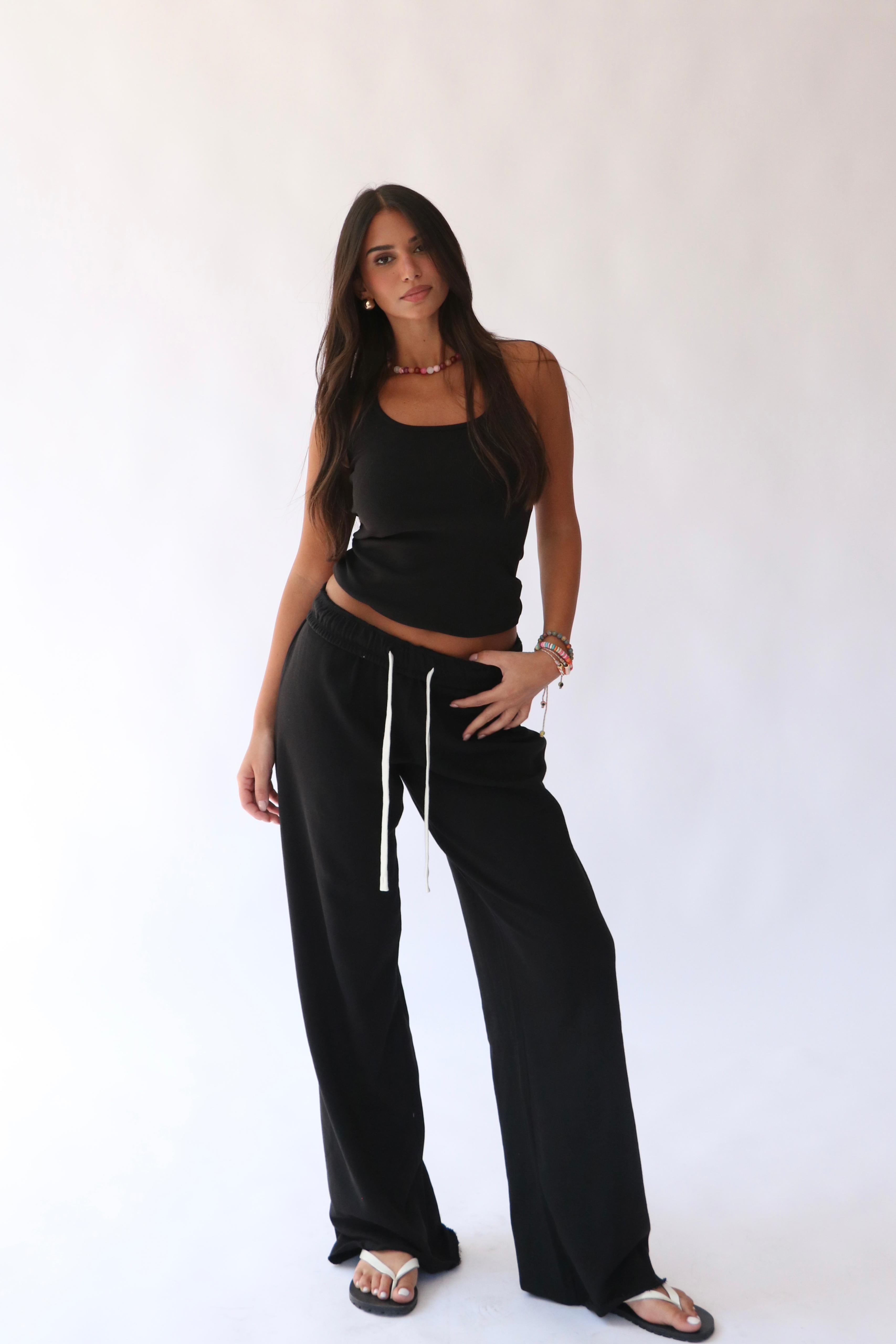 חליפת בקי שחור