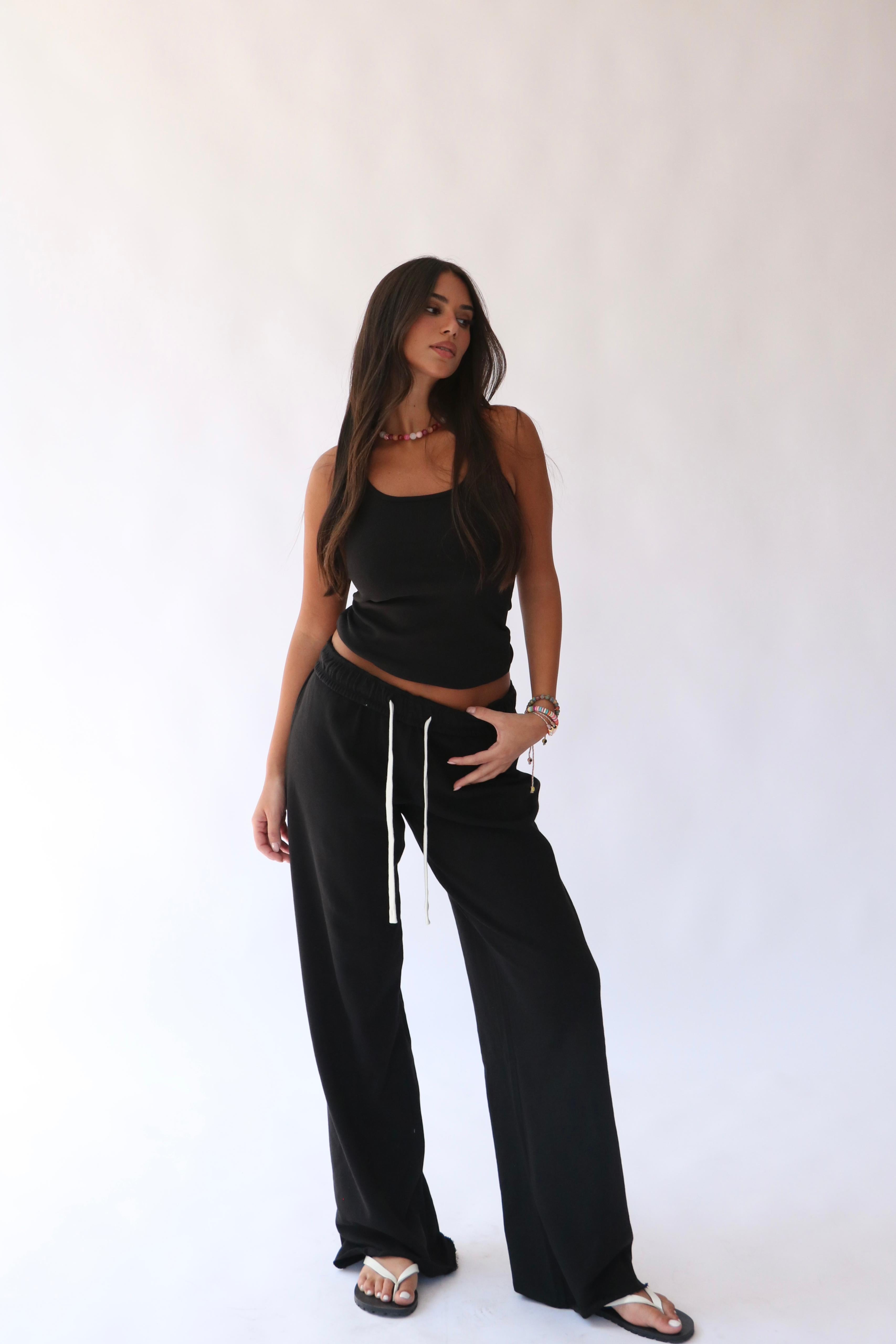 חליפת בקי שחור