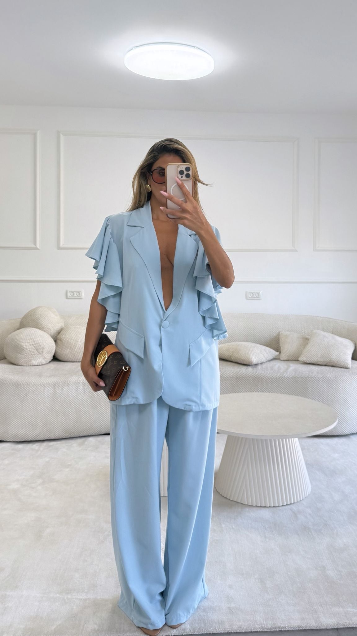 חליפת מלזיה תכלת