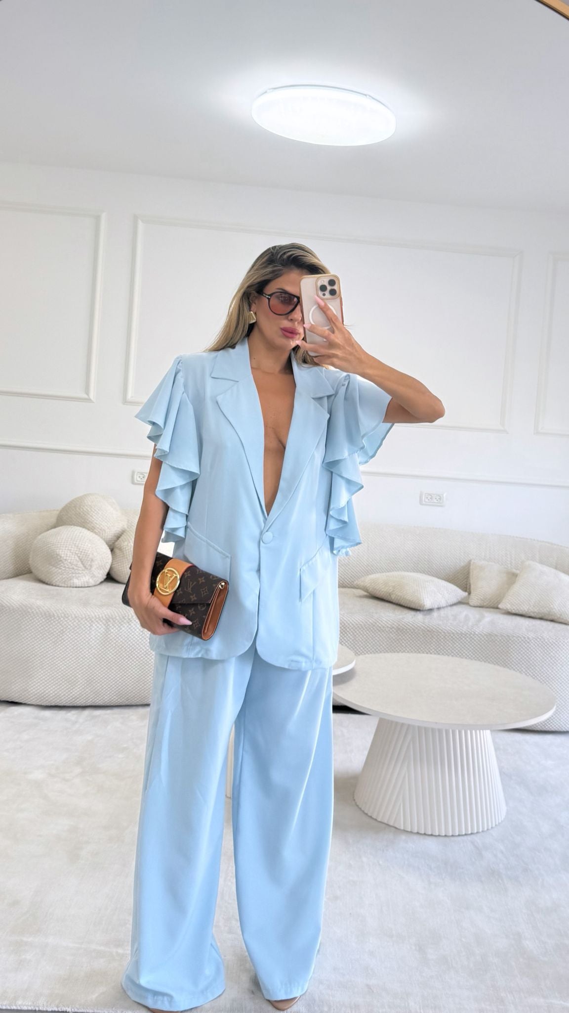 חליפת מלזיה תכלת