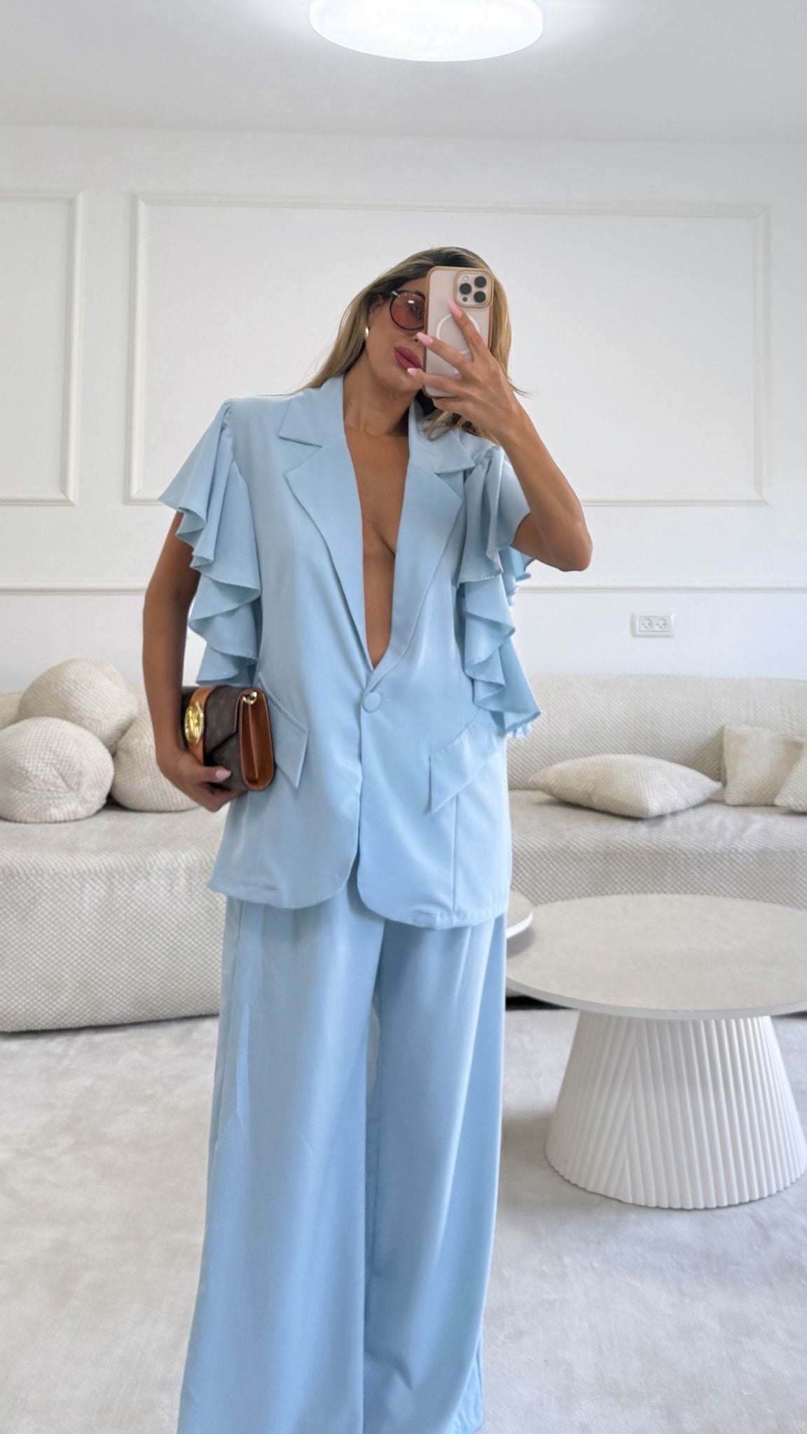 חליפת מלזיה תכלת