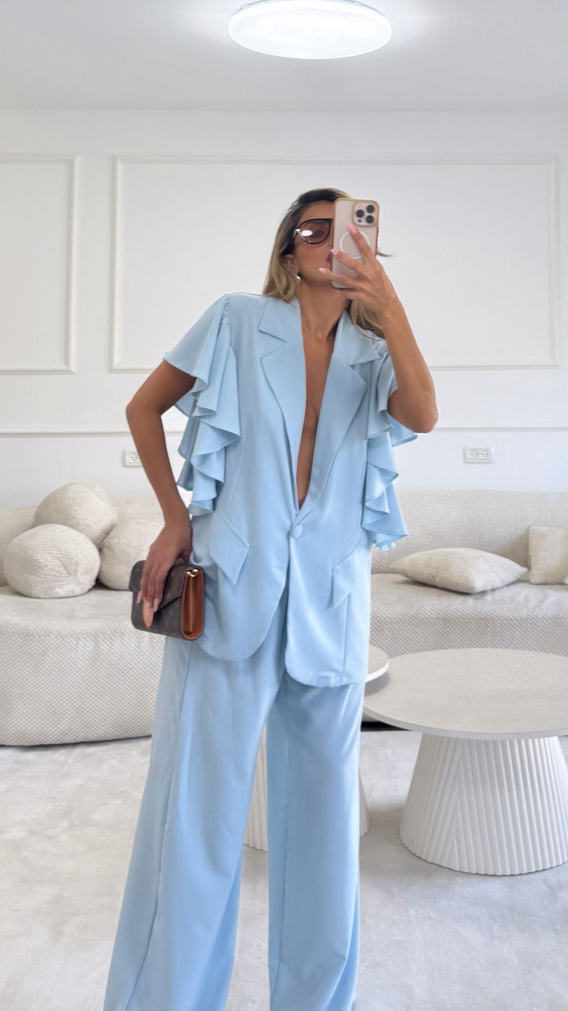 חליפת מלזיה תכלת