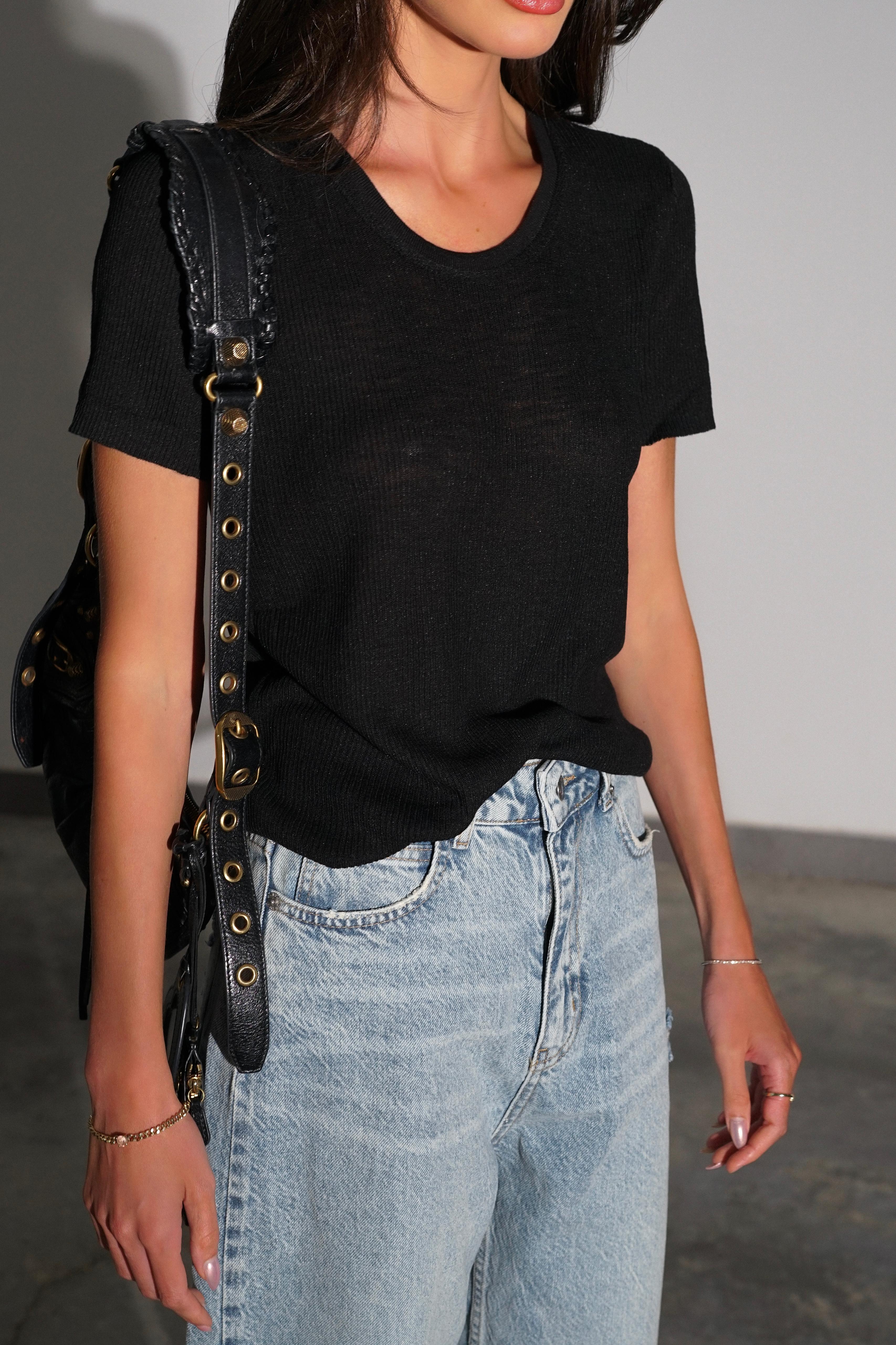 חולצת קירי שחור