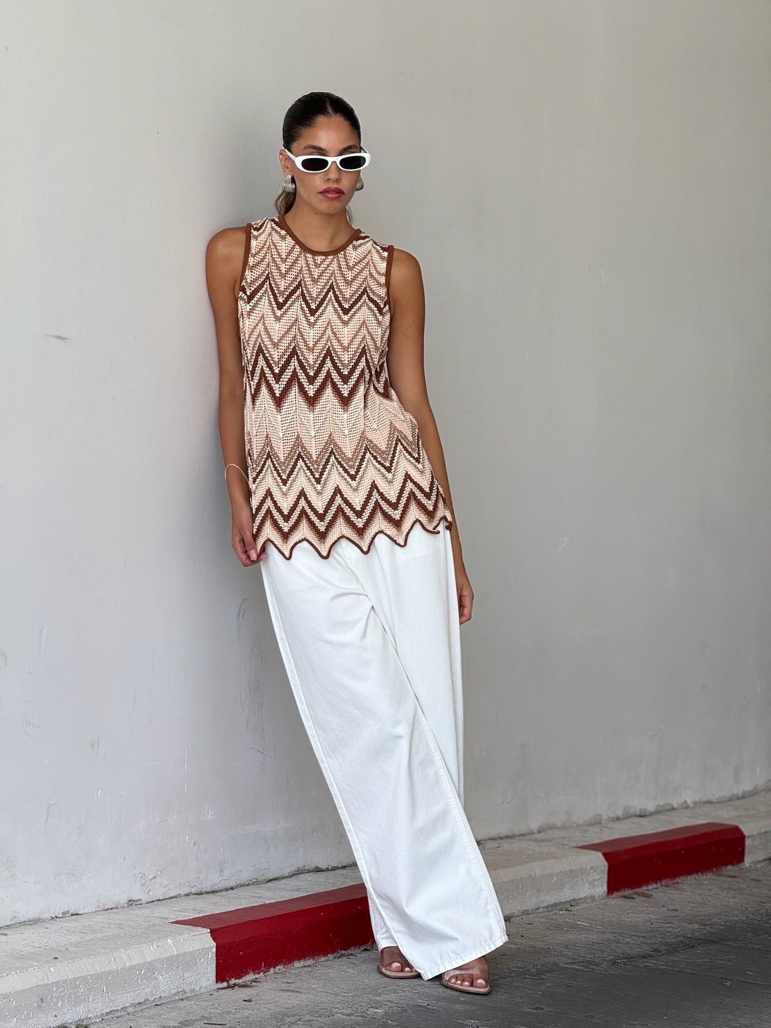 חולצת ליאו חום