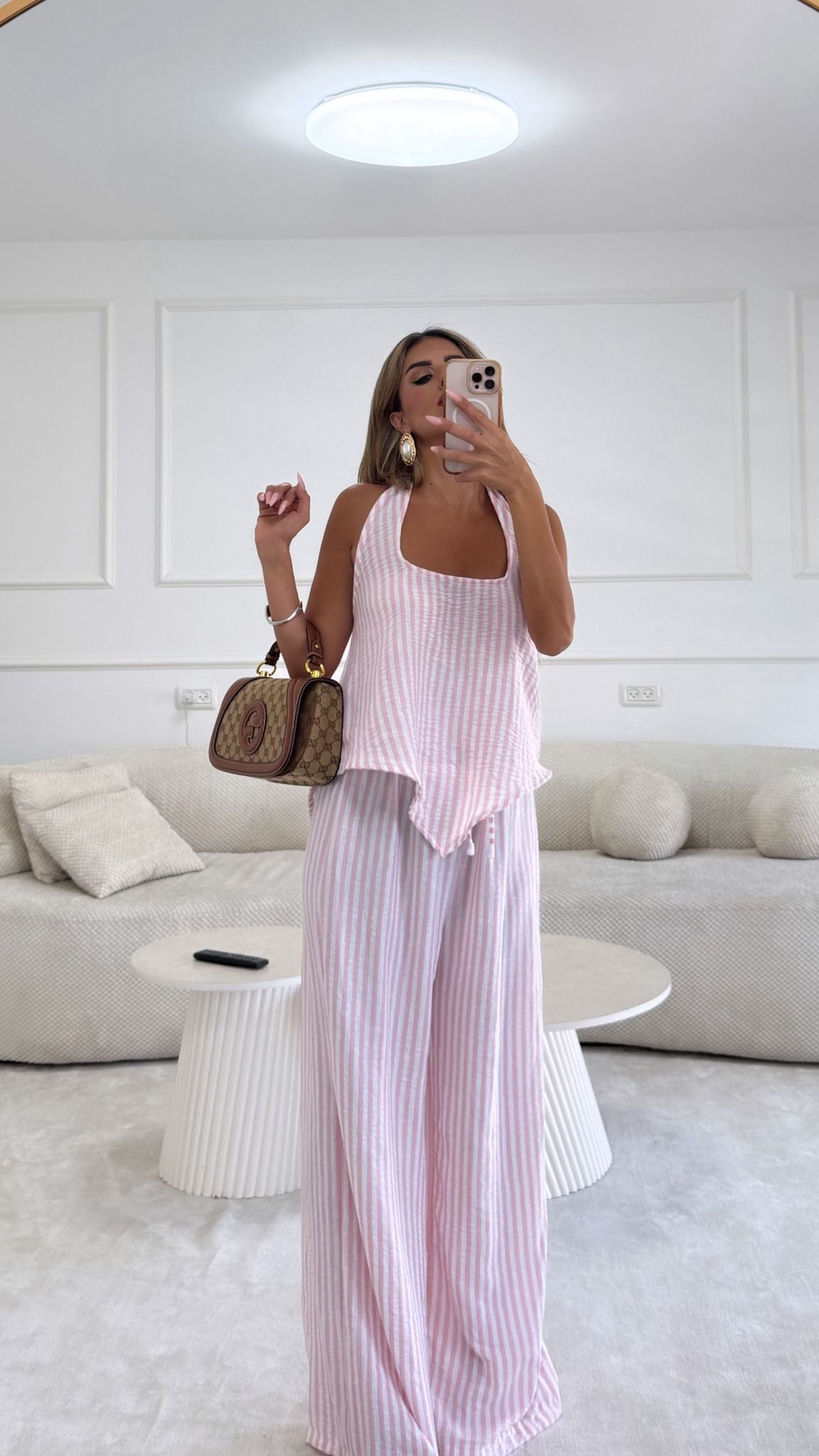 חליפת מיקונוס ורוד