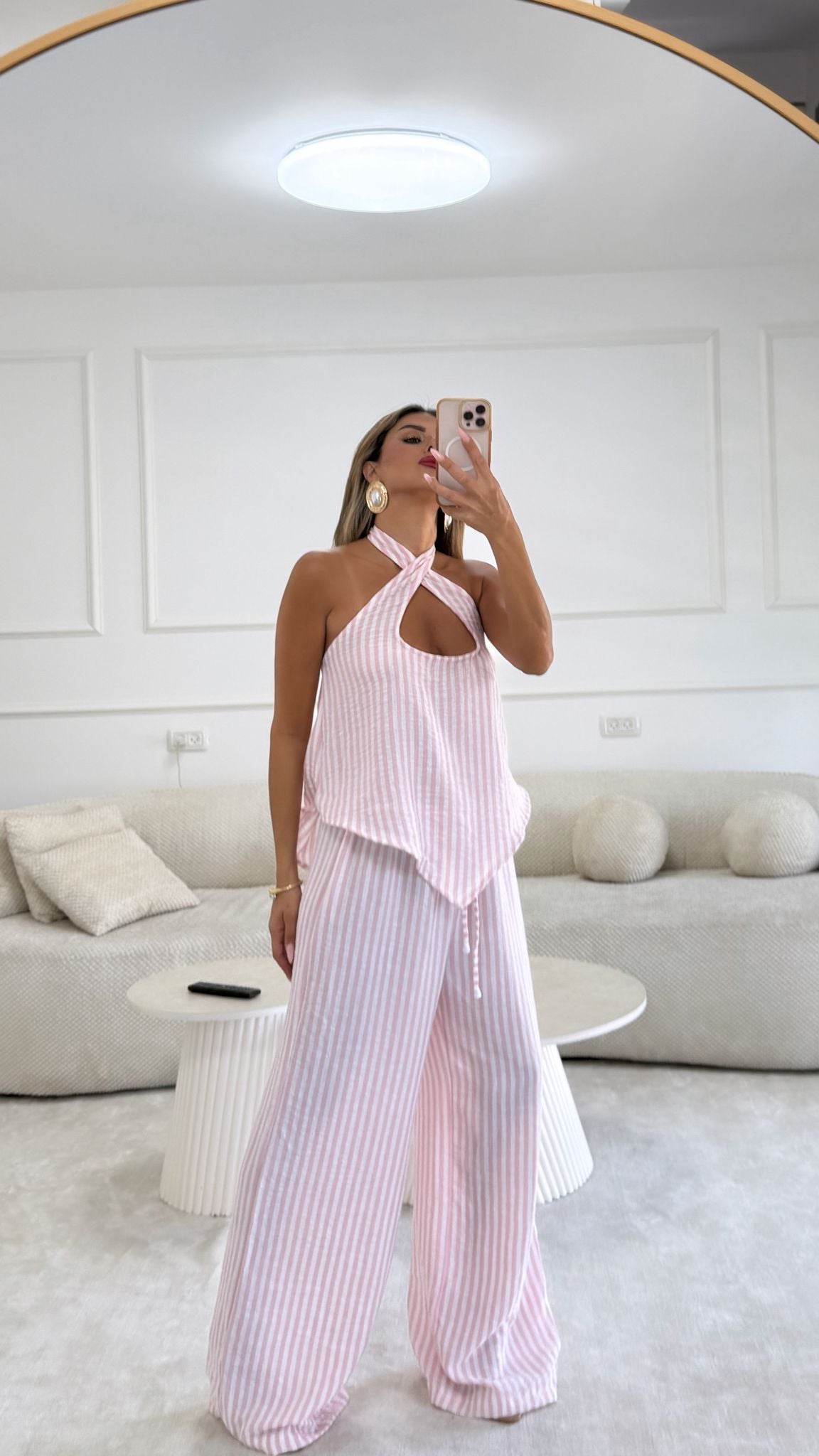 חליפת מיקונוס ורוד