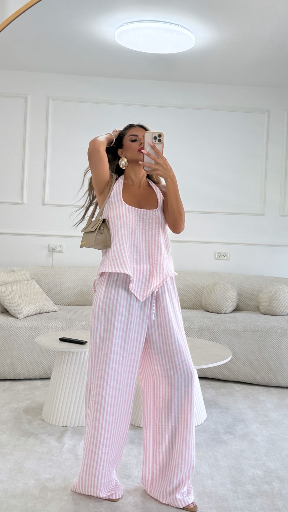 חליפת מיקונוס ורוד