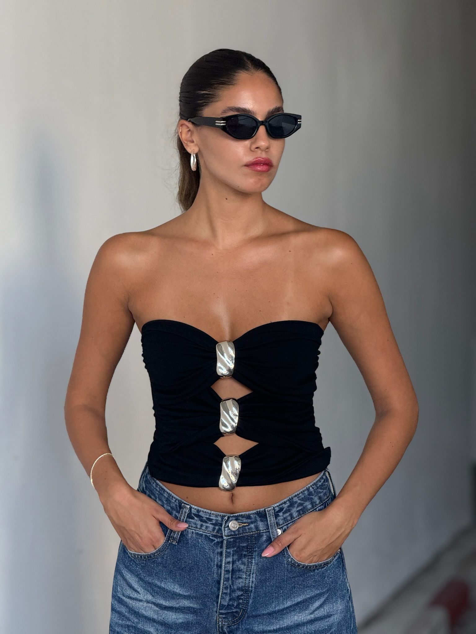 סטרפלס קים שחור