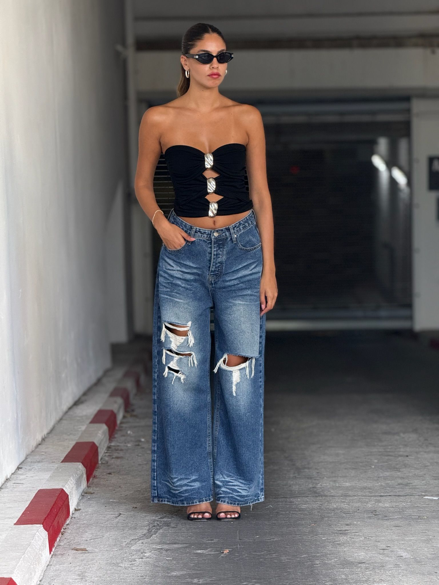 סטרפלס קים שחור