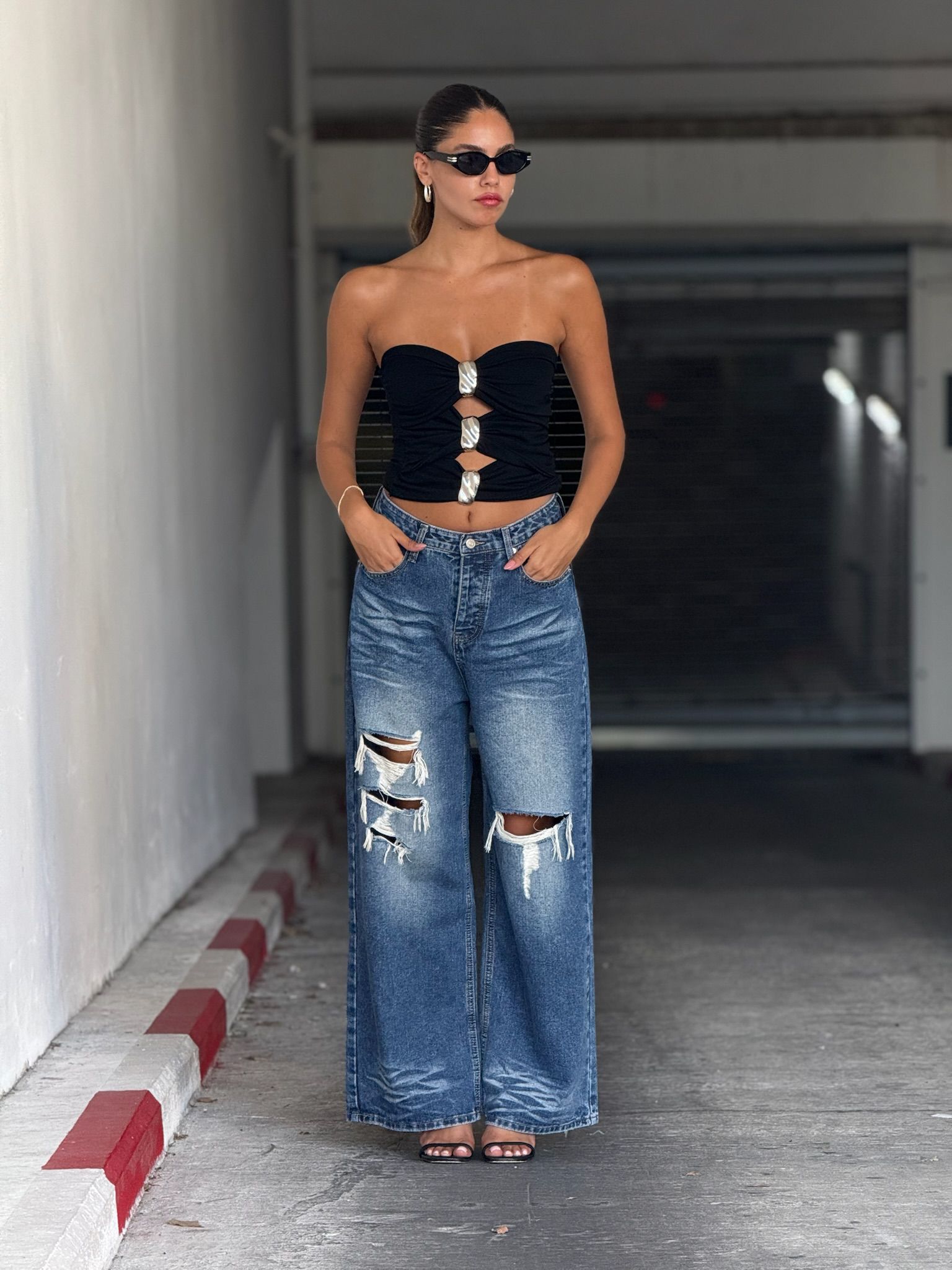 סטרפלס קים שחור