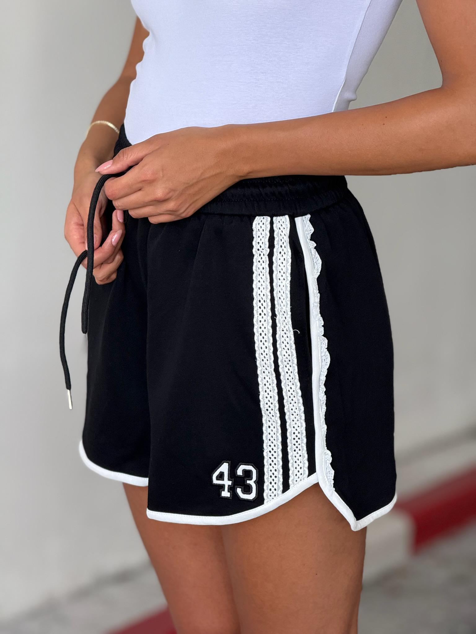 מכנס גבי שחור