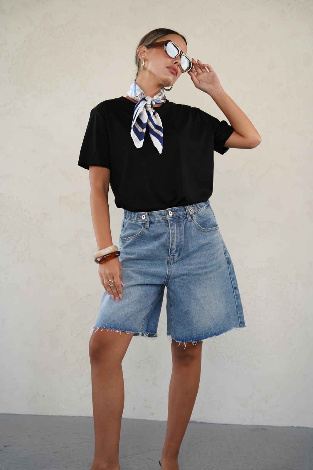 טישרט לארה שחור