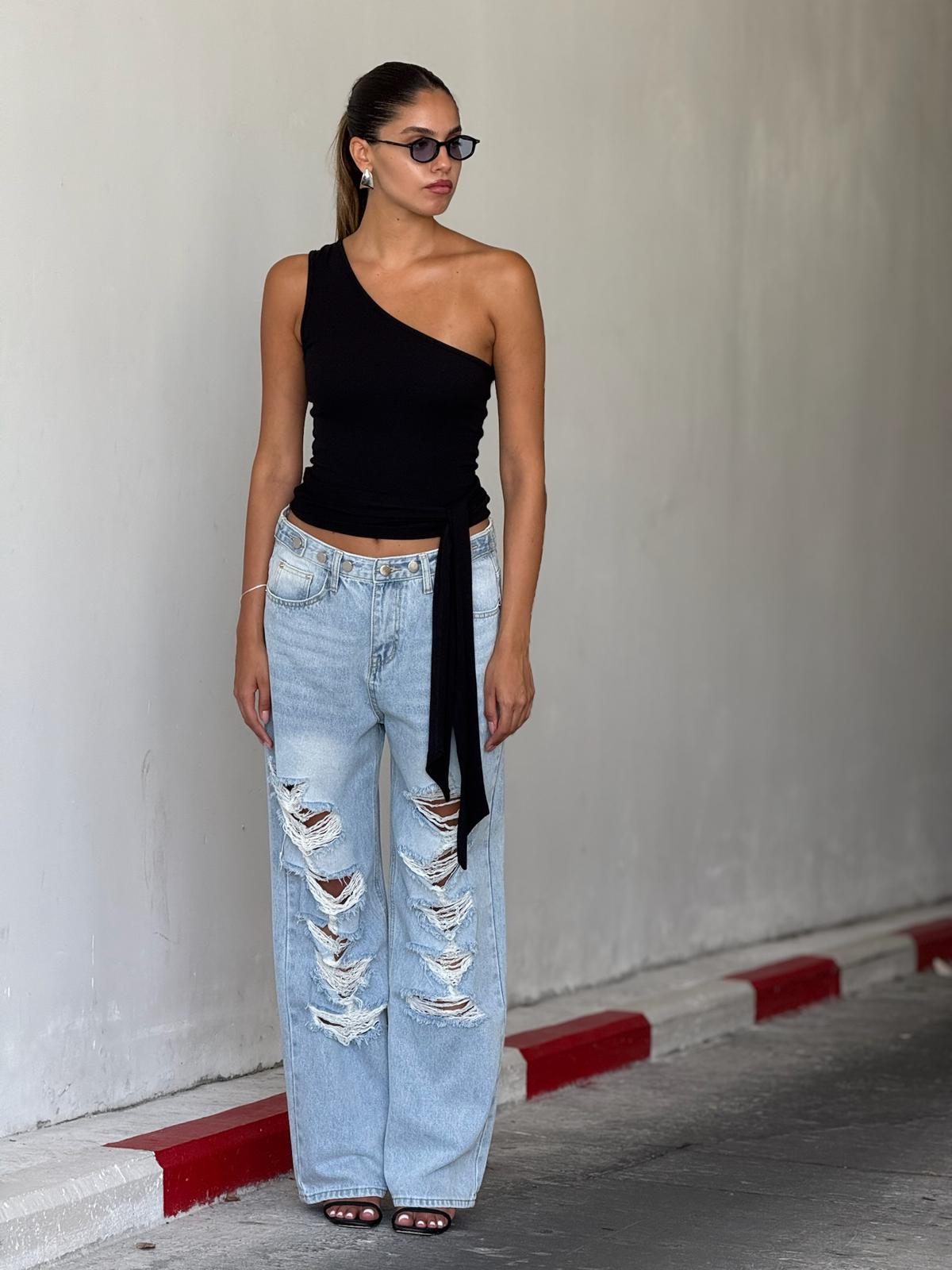 גופיית אורן שחור