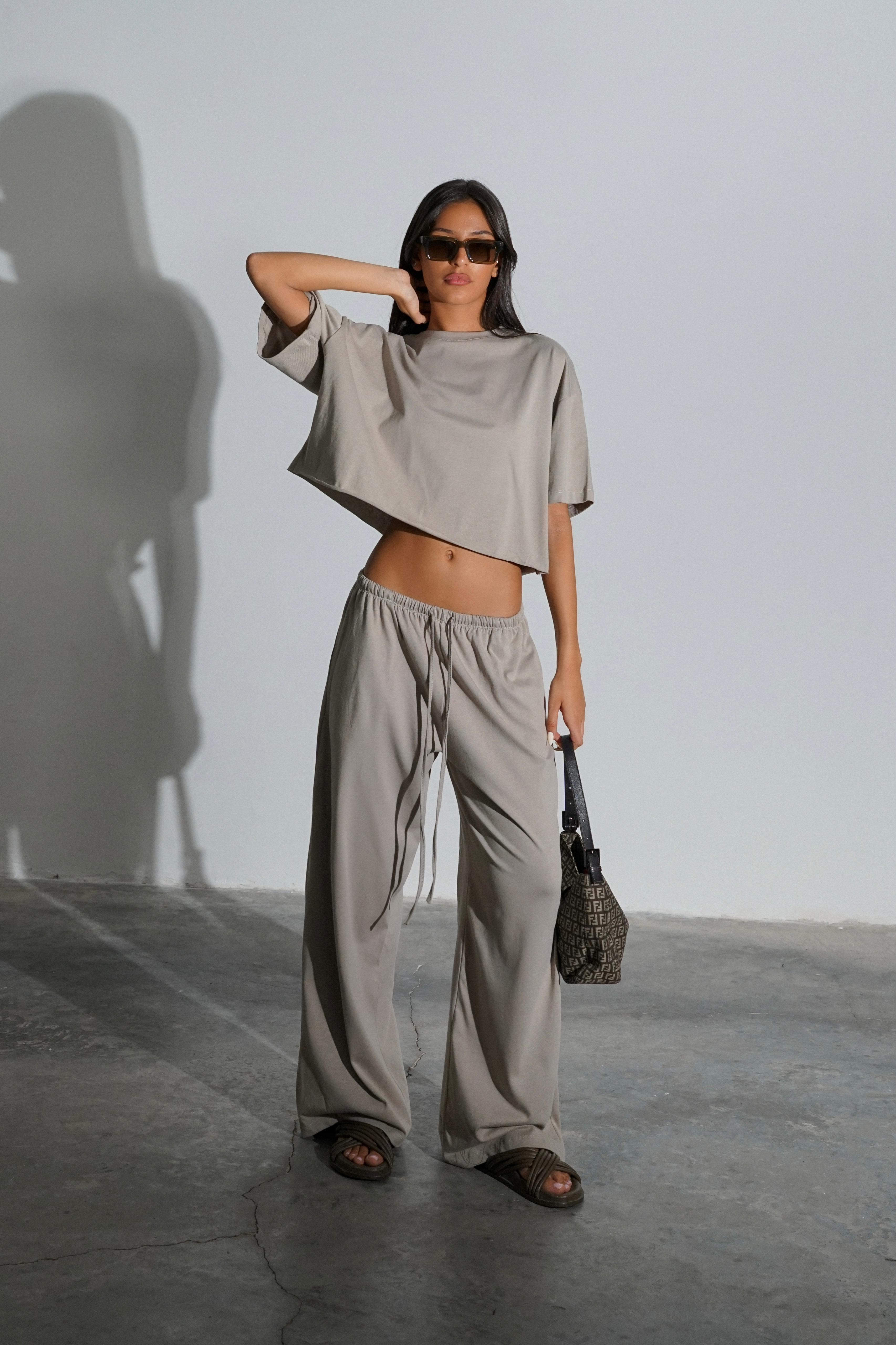 חליפת קיאנו אפור ירוק