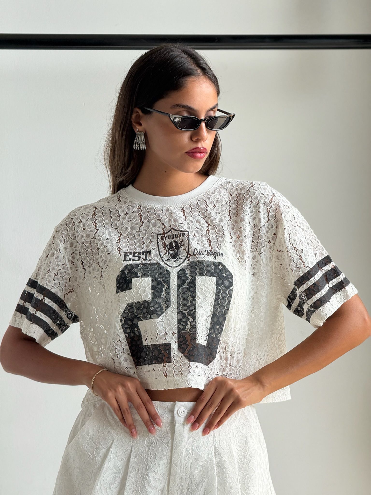 חולצת נאיה לבן