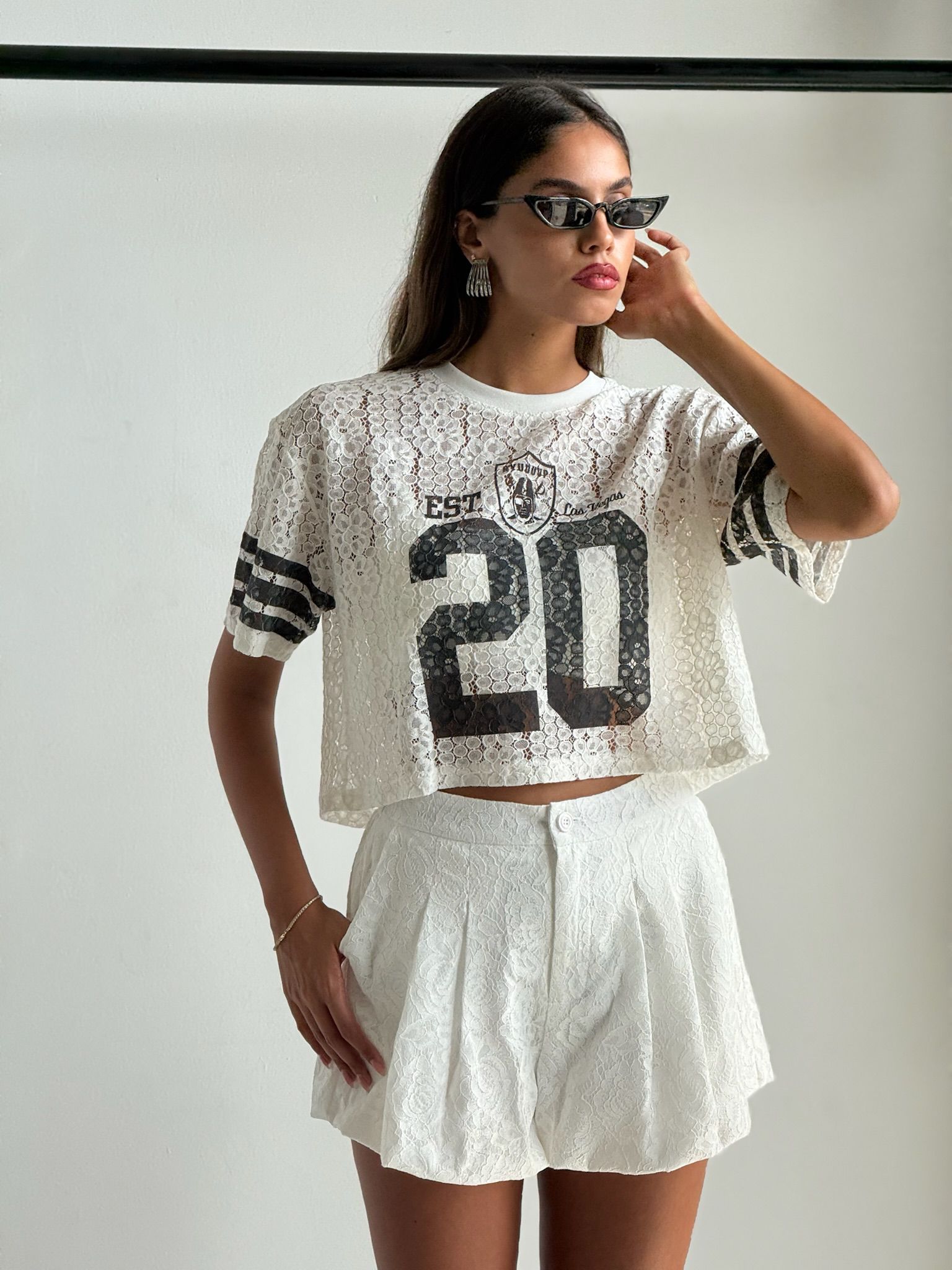 חולצת נאיה לבן