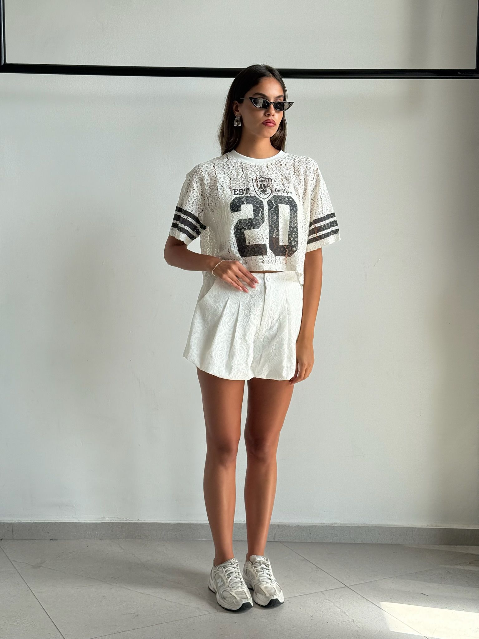 חולצת נאיה לבן