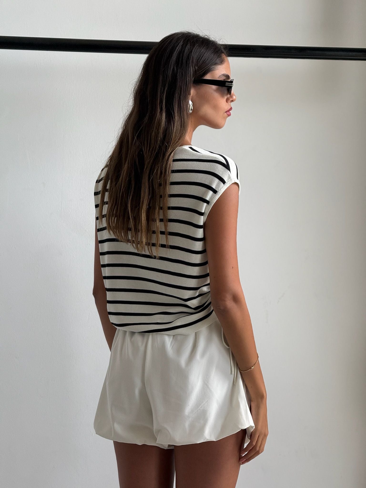 חולצת סנדי לבן