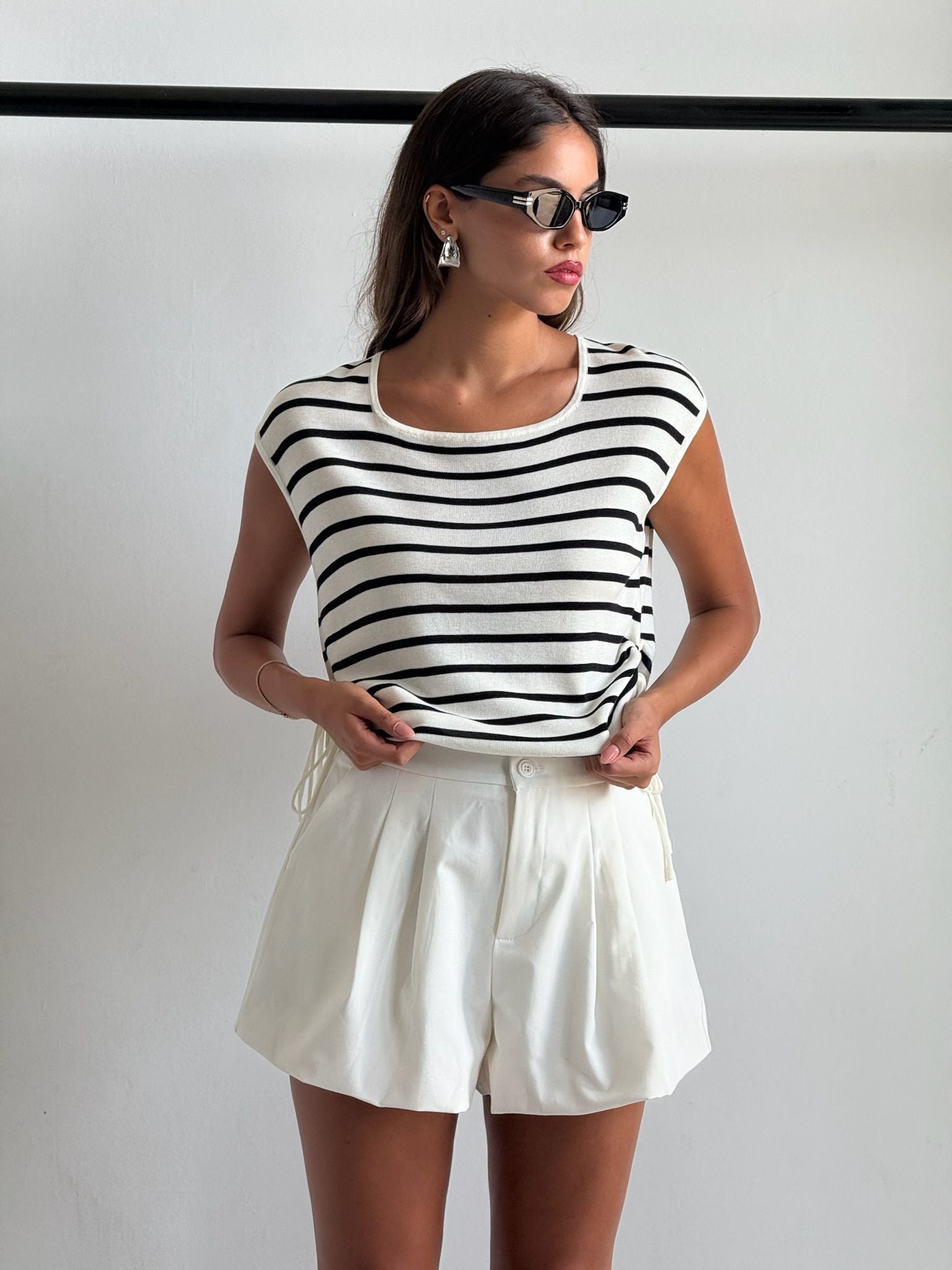 חולצת סנדי לבן