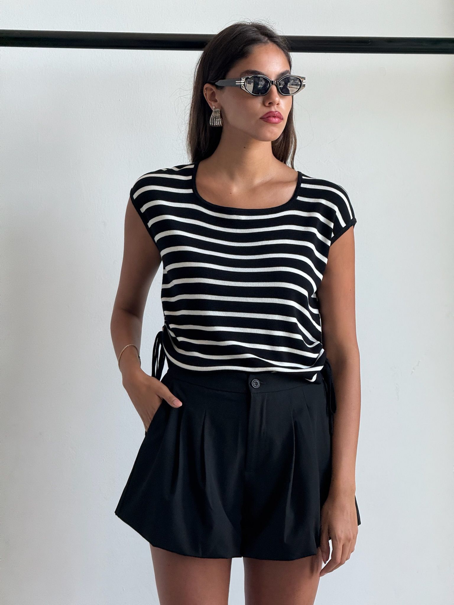 חולצת סנדי שחור