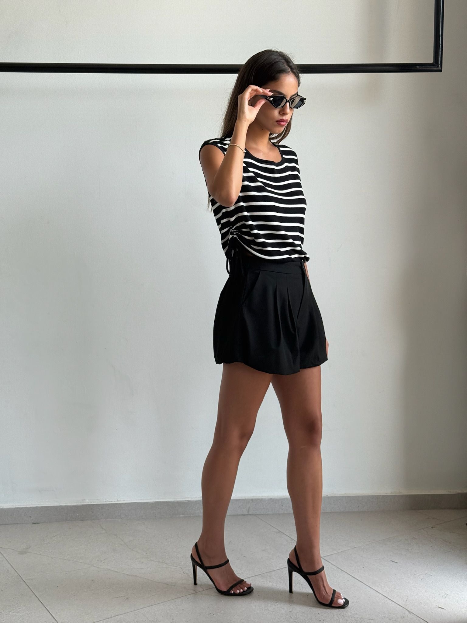 חולצת סנדי שחור