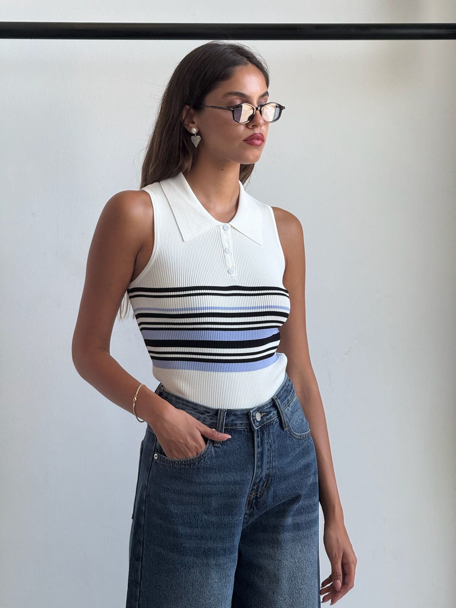 חולצת נל לבן