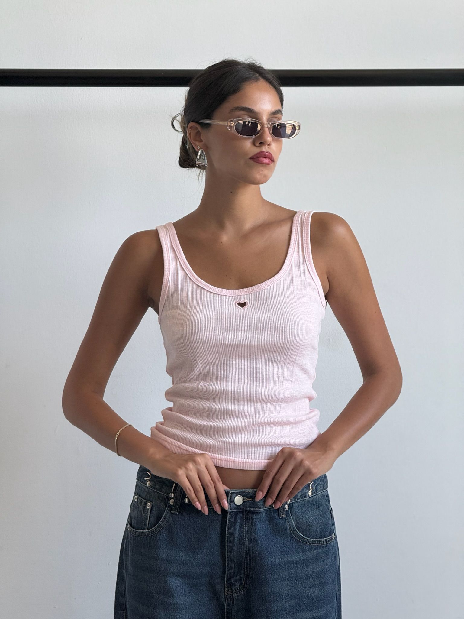 גופיית אלבי ורוד