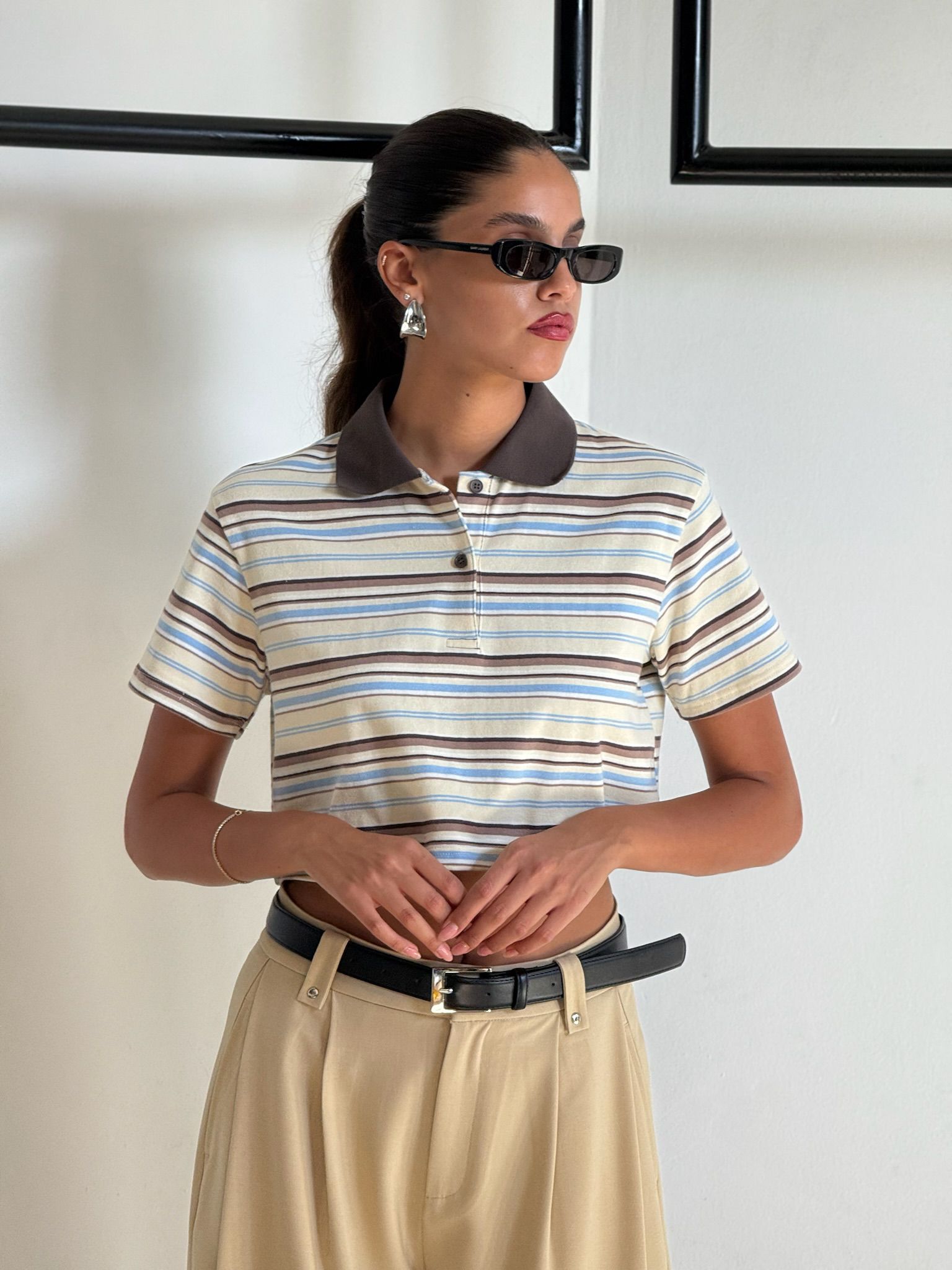 חולצת דניאל קרופ חום