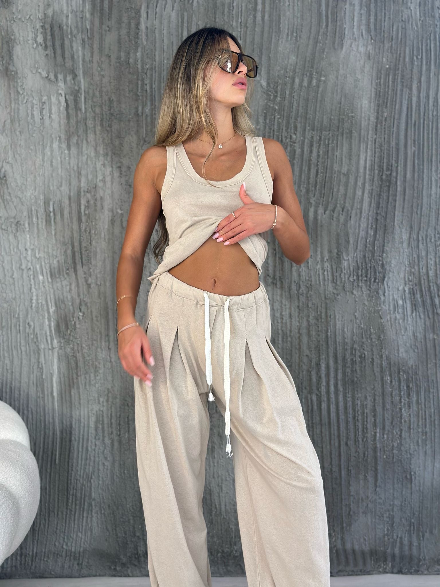 חליפת אנגליס