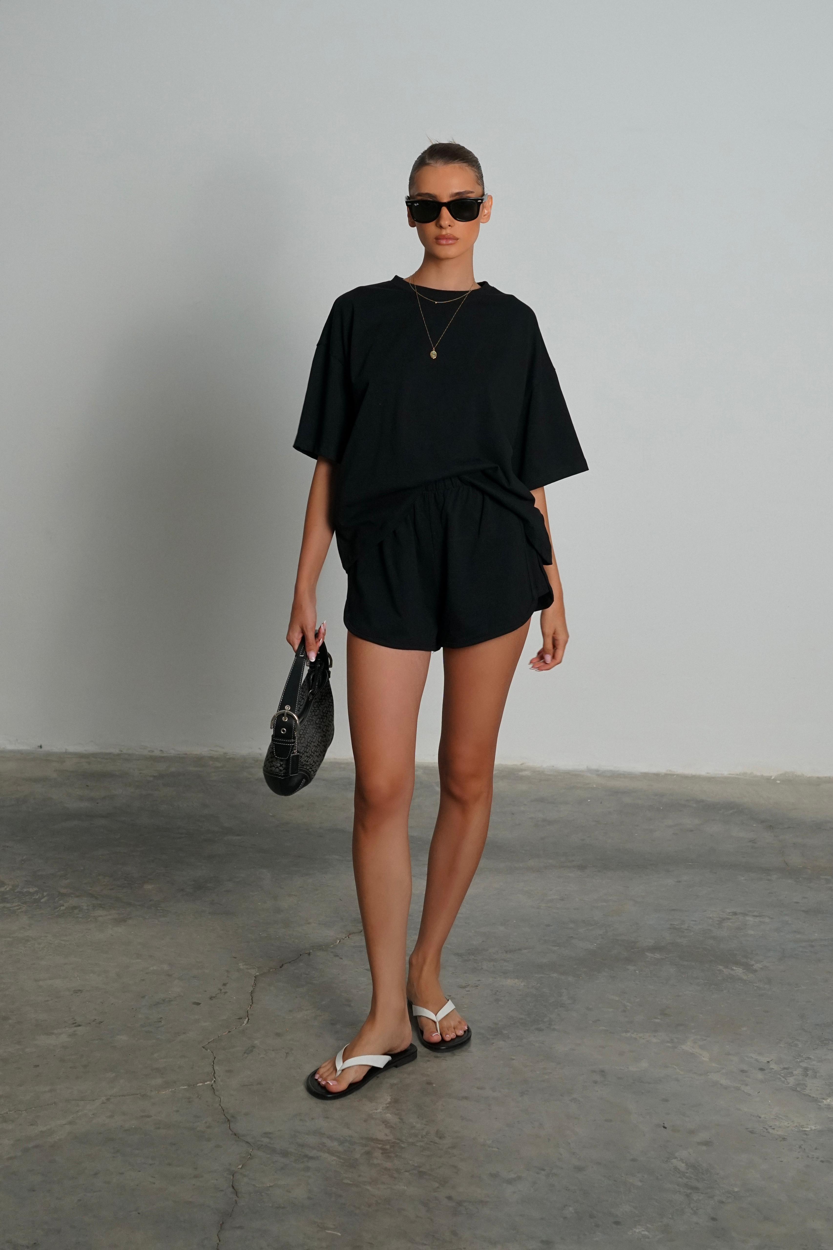 חליפת שריז שחור