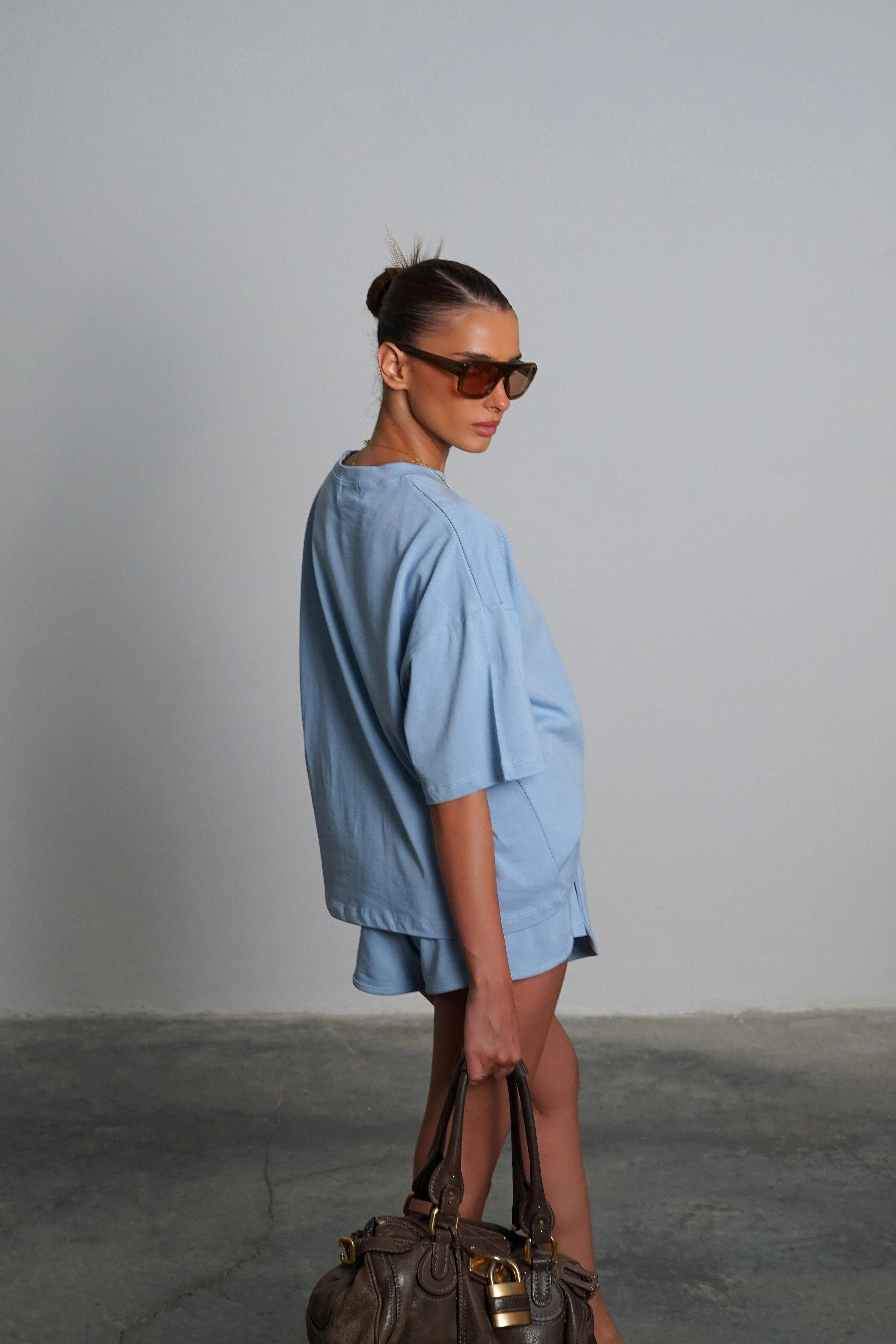 חליפת שריז תכלת