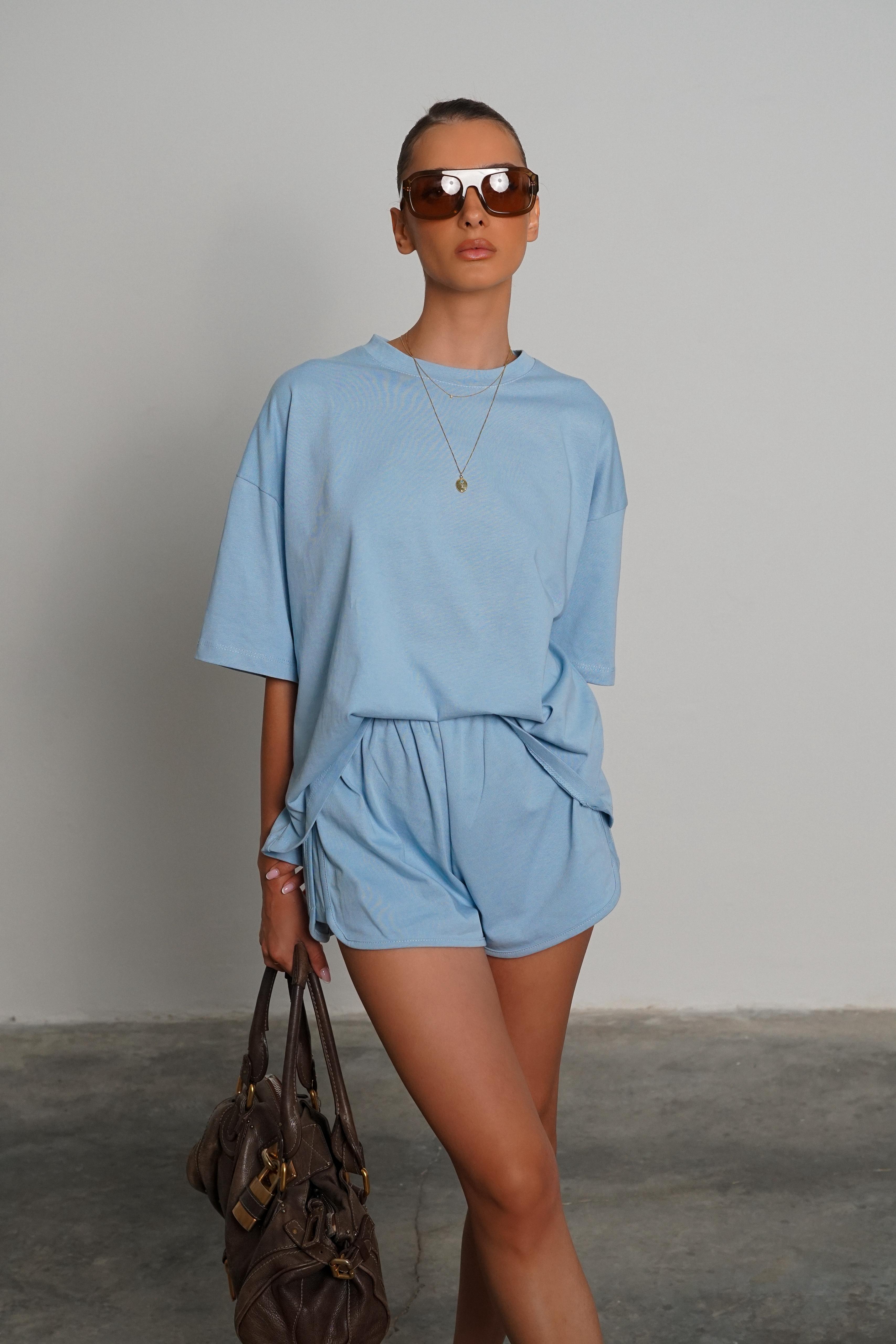 חליפת שריז תכלת