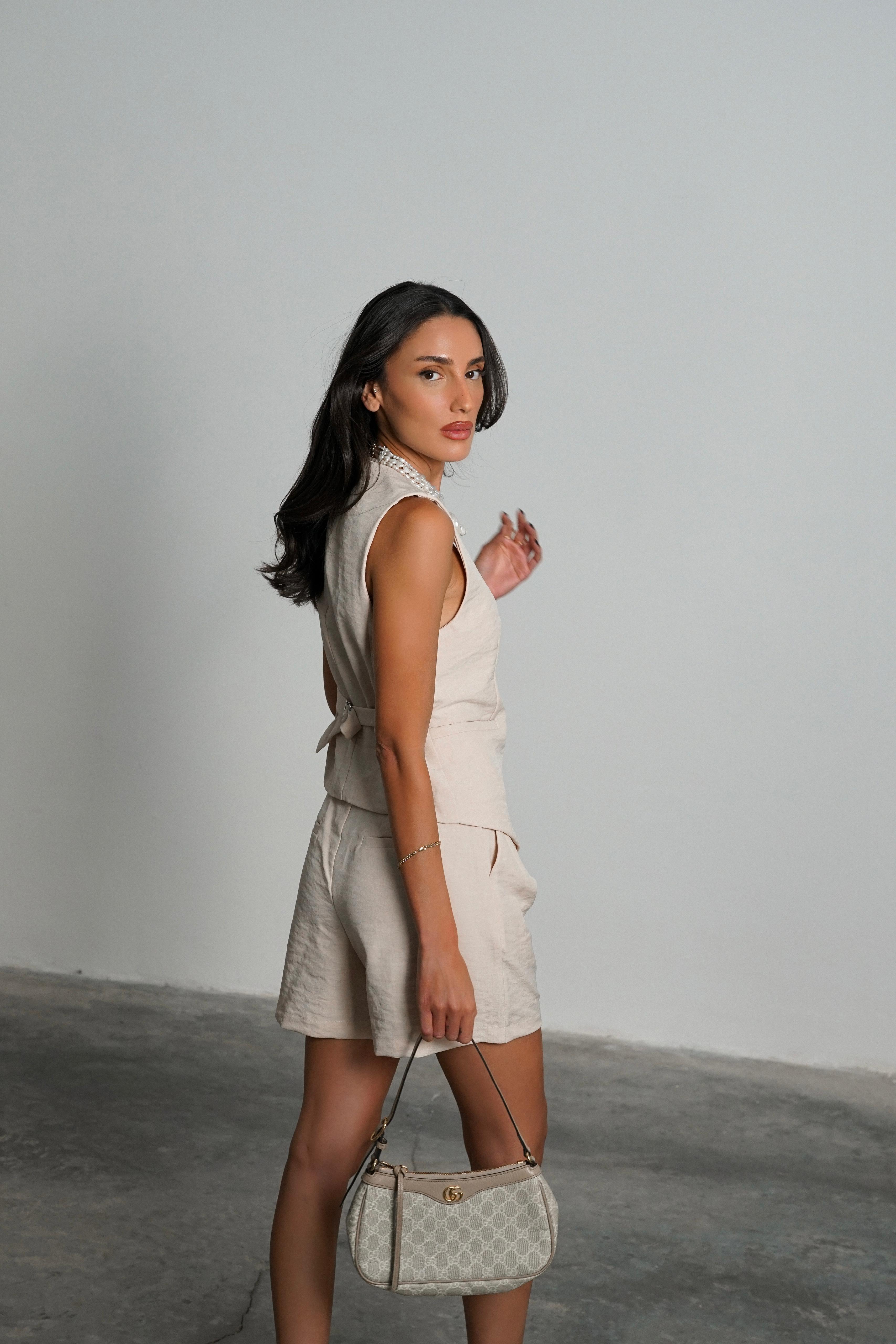 חליפת דונה אבן