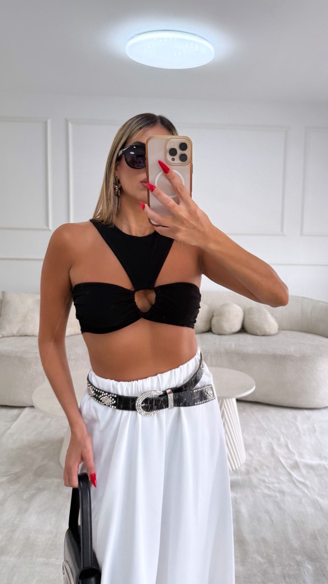 טופ לסלי שחור