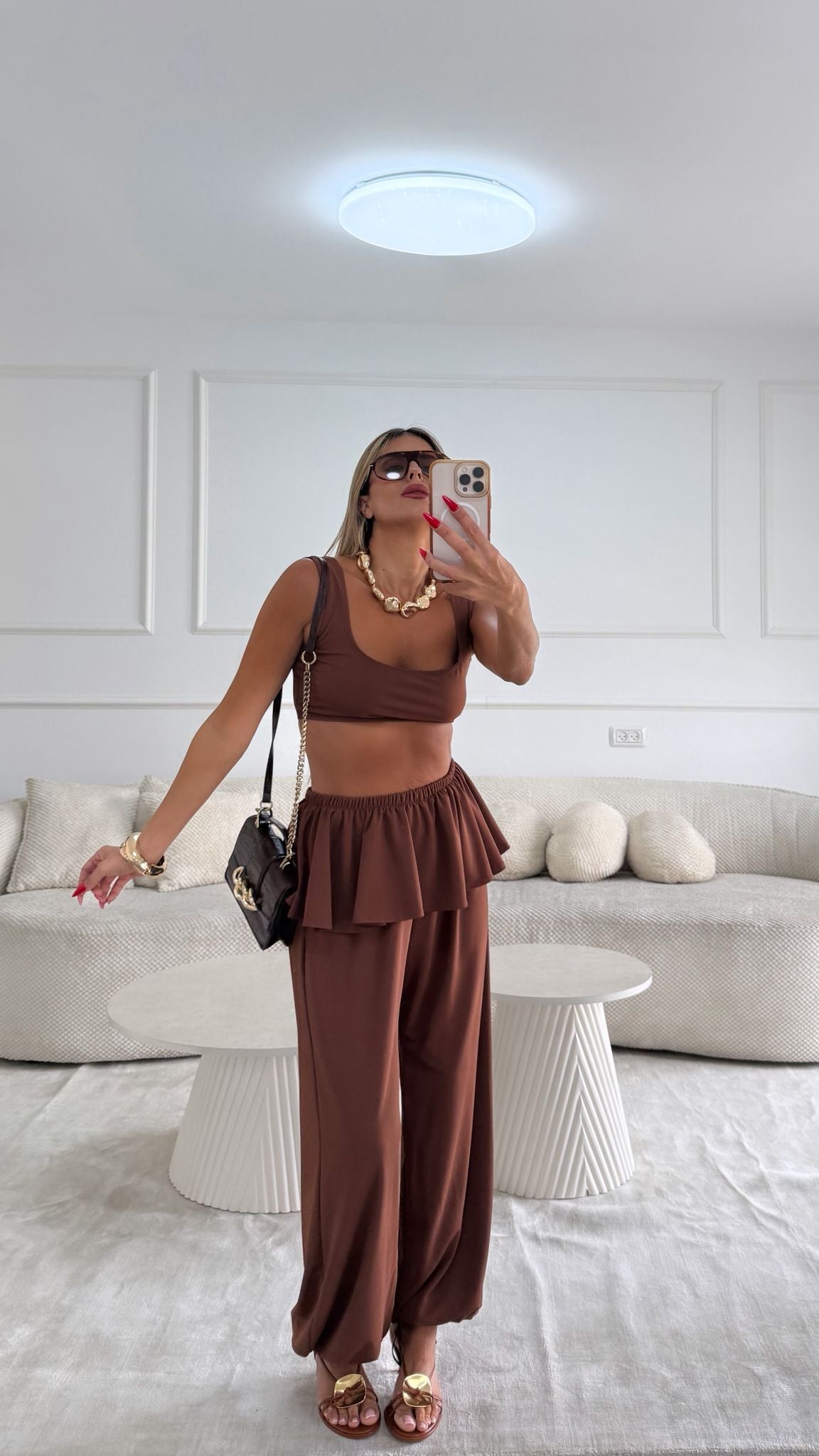 חליפת טום חום