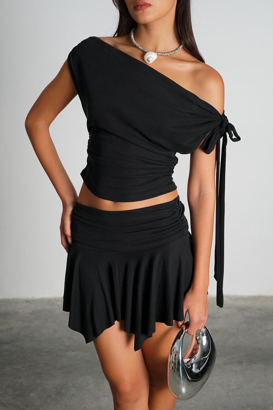 חליפת פוג'י שחור