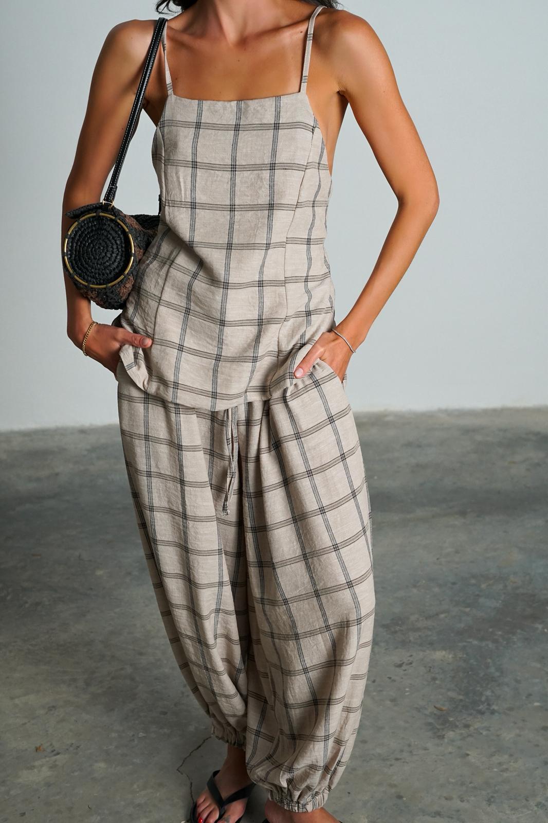 חליפת מנילה