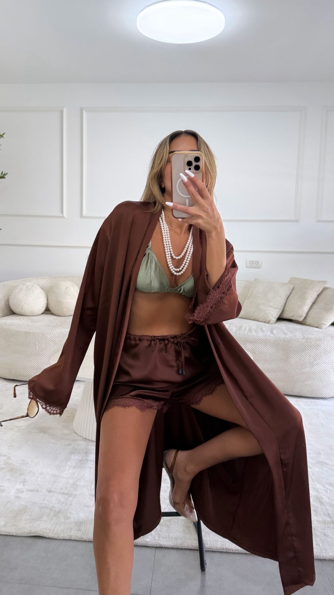 חליפת סיישל חום