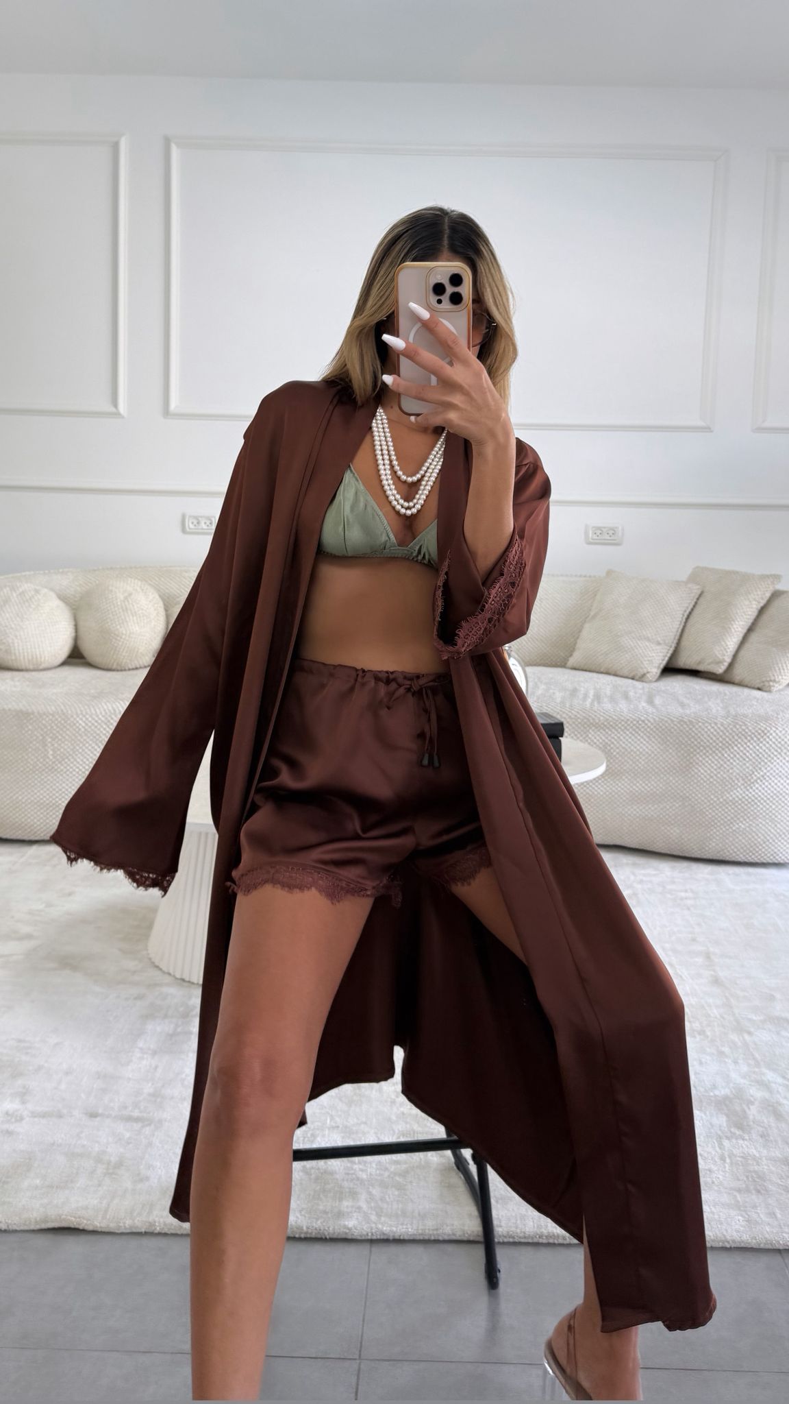 חליפת סיישל חום