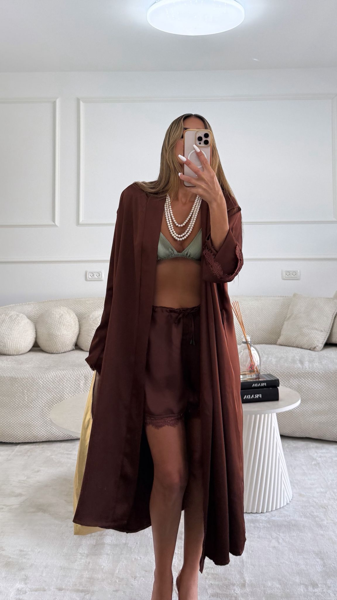 חליפת סיישל חום