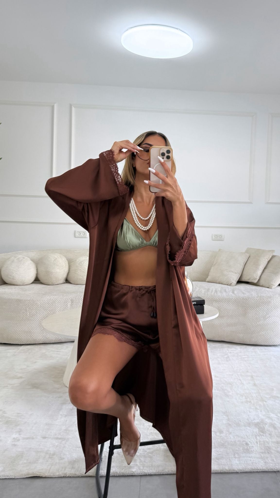 חליפת סיישל חום