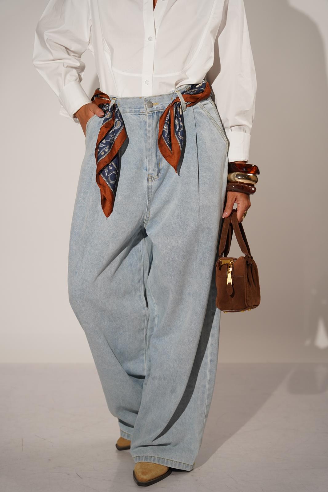 ג'ינס סטייסי