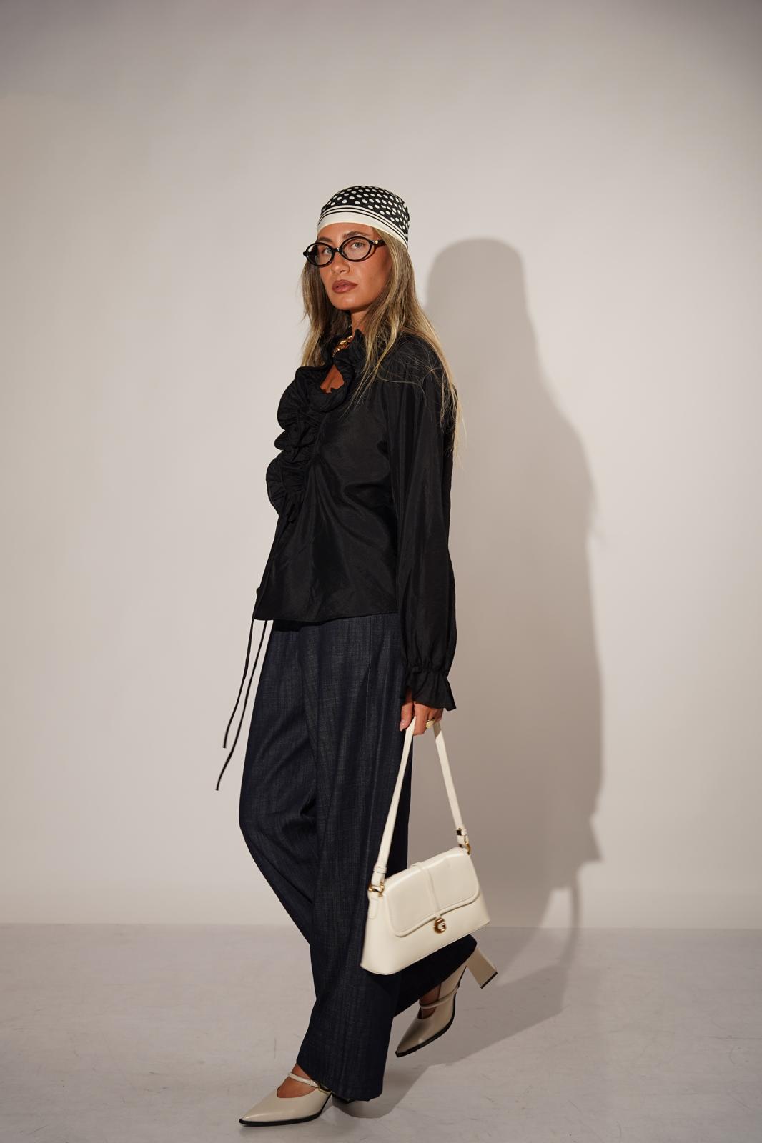 חולצת קארן שחור