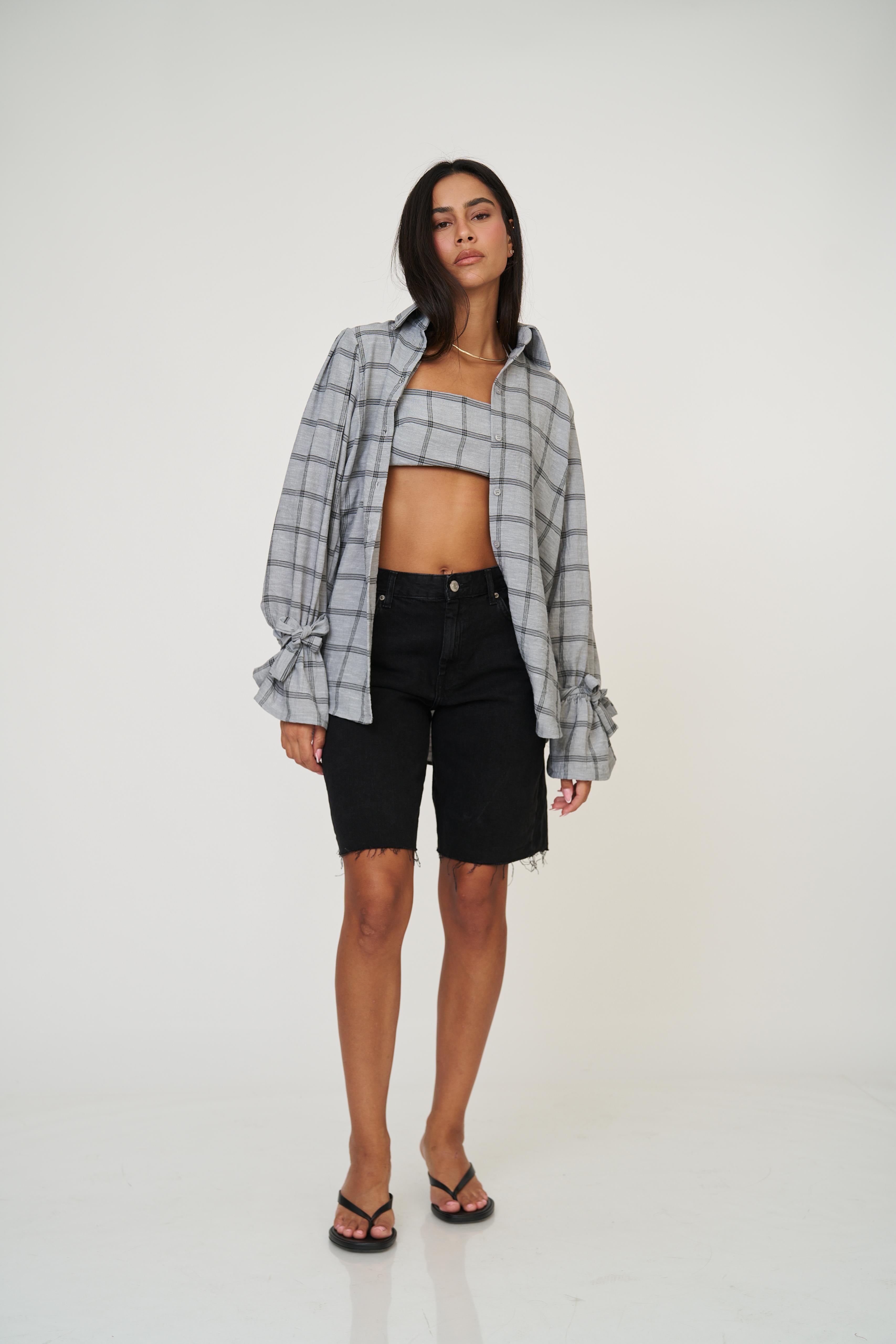 מכופתרת אניטה אפור