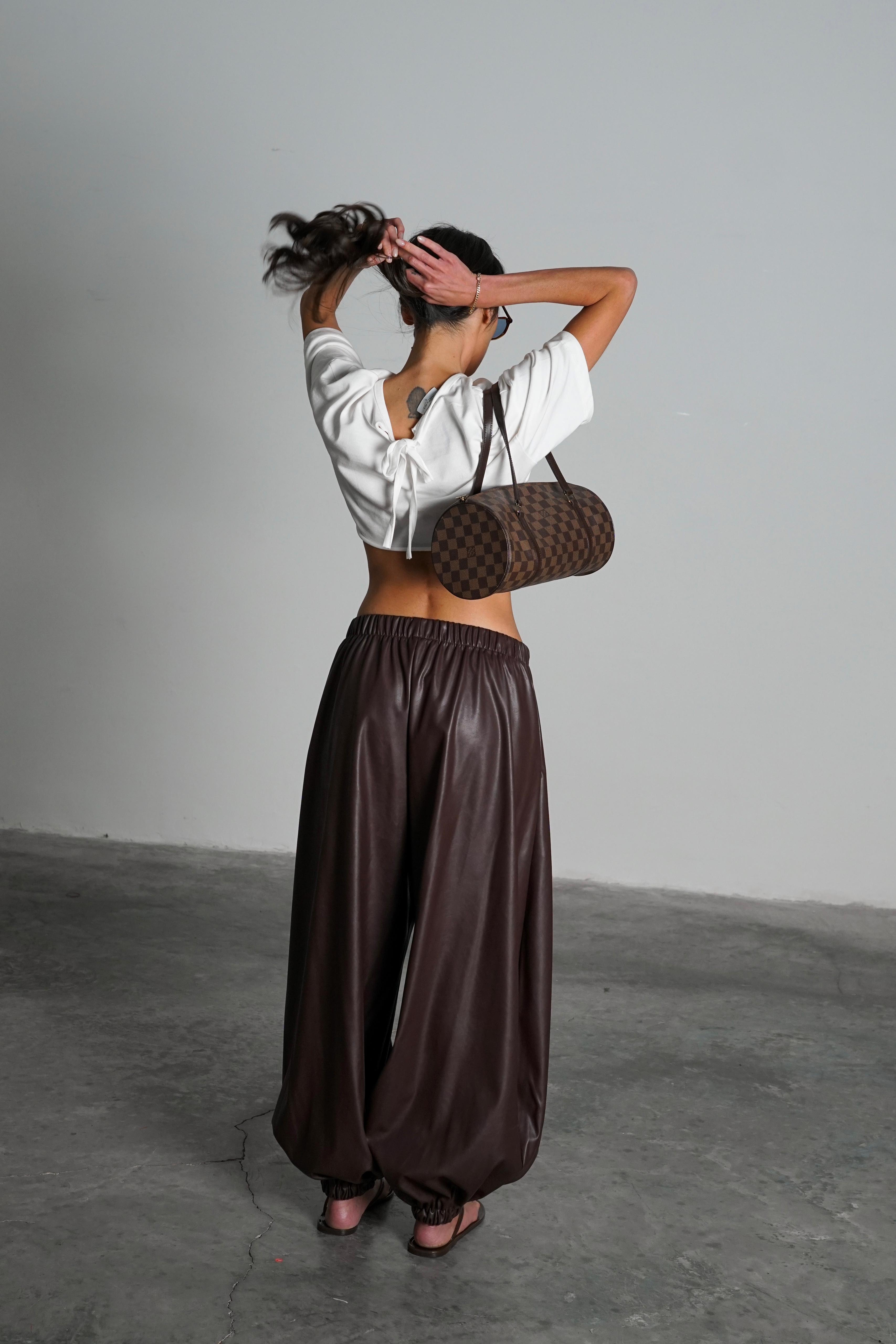 מכנס בירבן דמוי עור